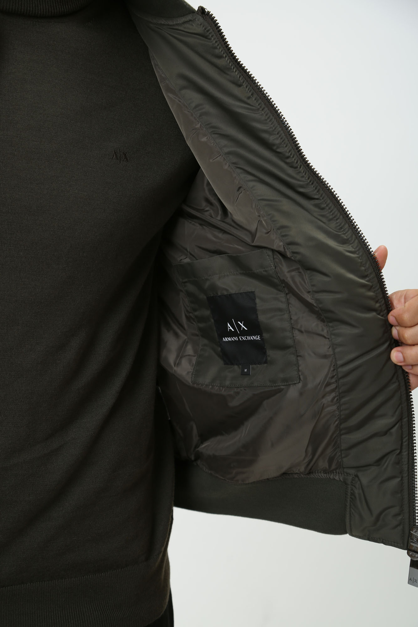 6DZB01_ZN4WZ Бомбер Armani Exchange Черный