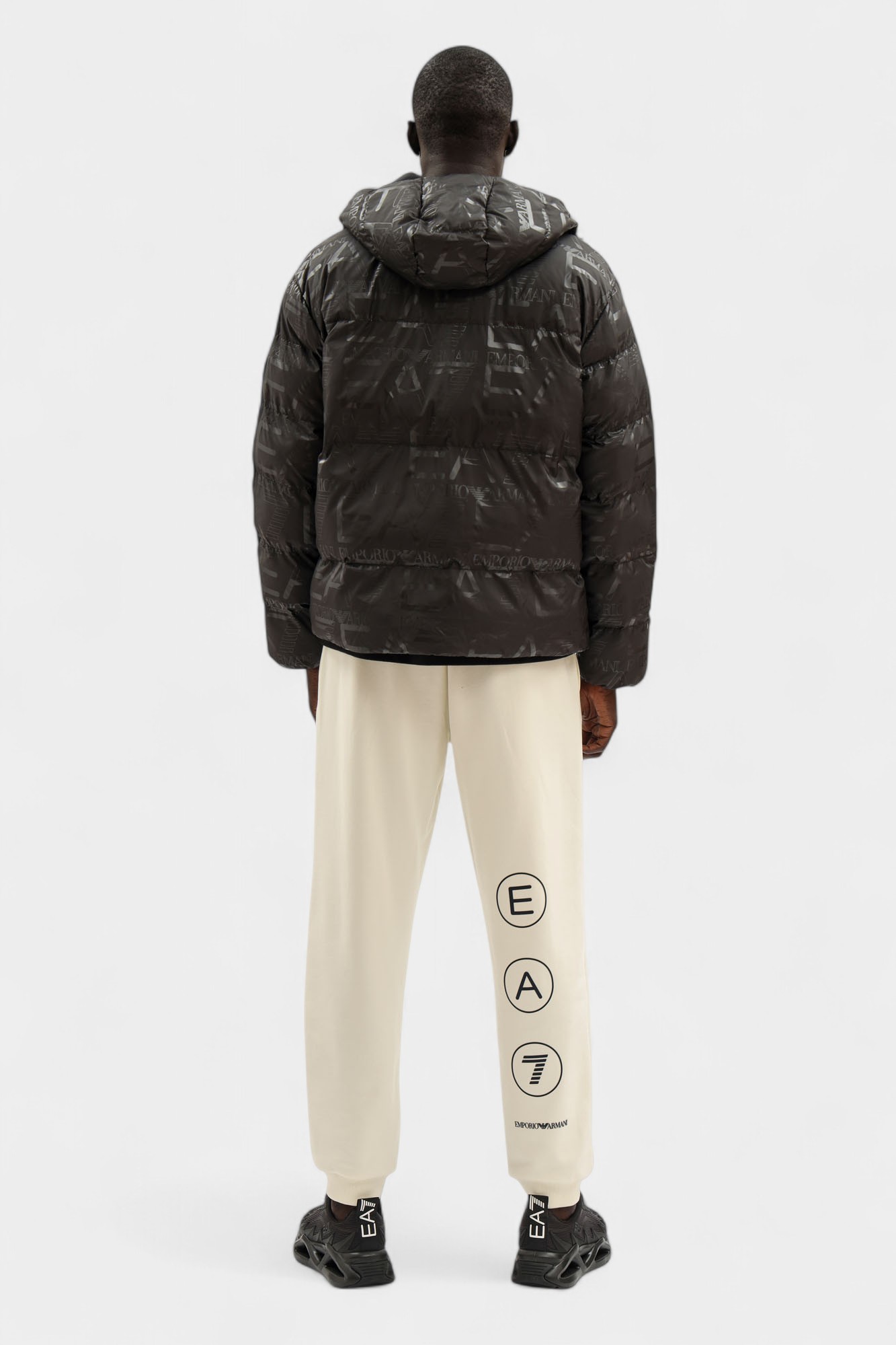 7M000697_AF15969 Куртка пуховая EA7 Черный