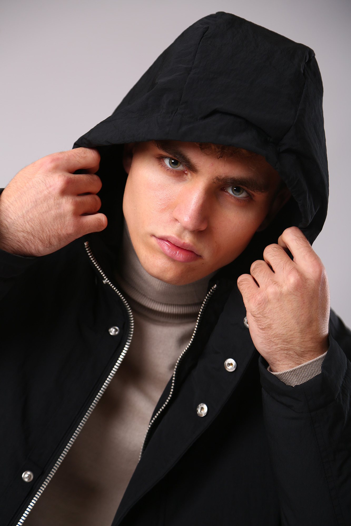 6LZB32_ZNUKZ Куртка пуховая Armani Exchange Черный