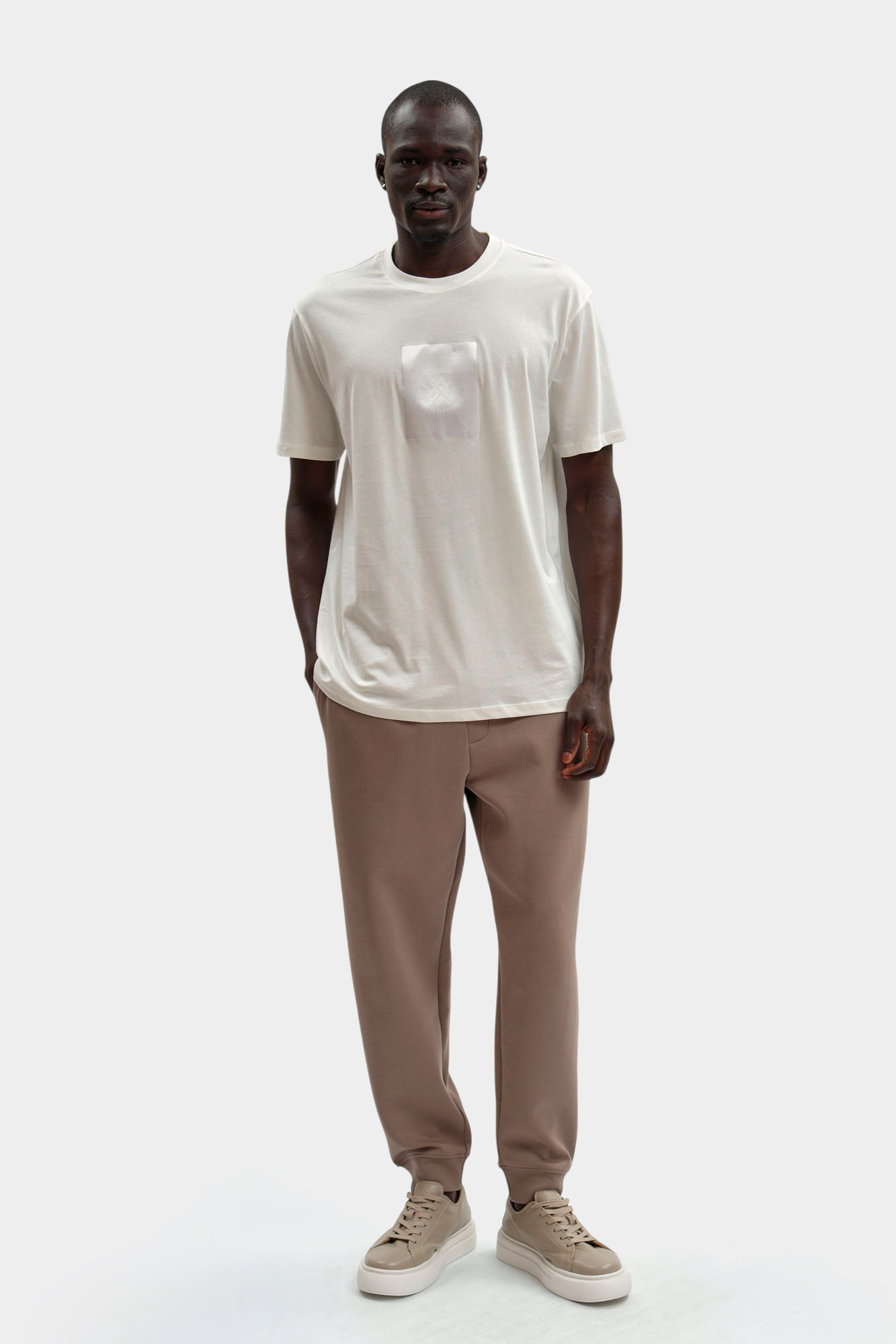 XM002213_AF10356 Футболка Armani Exchange Белый