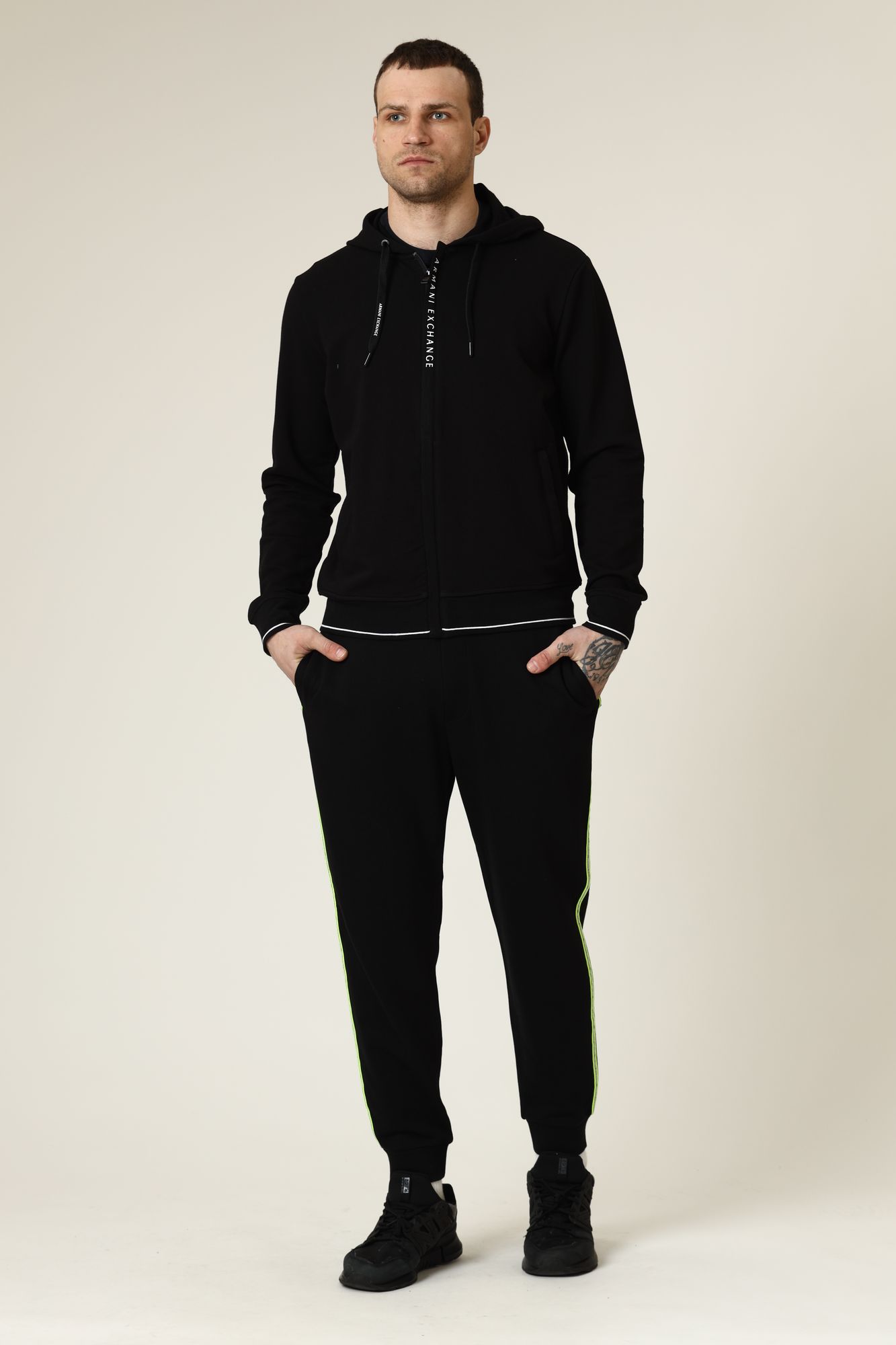 8NZM82_ZJH3Z Толстовка Armani Exchange Черный