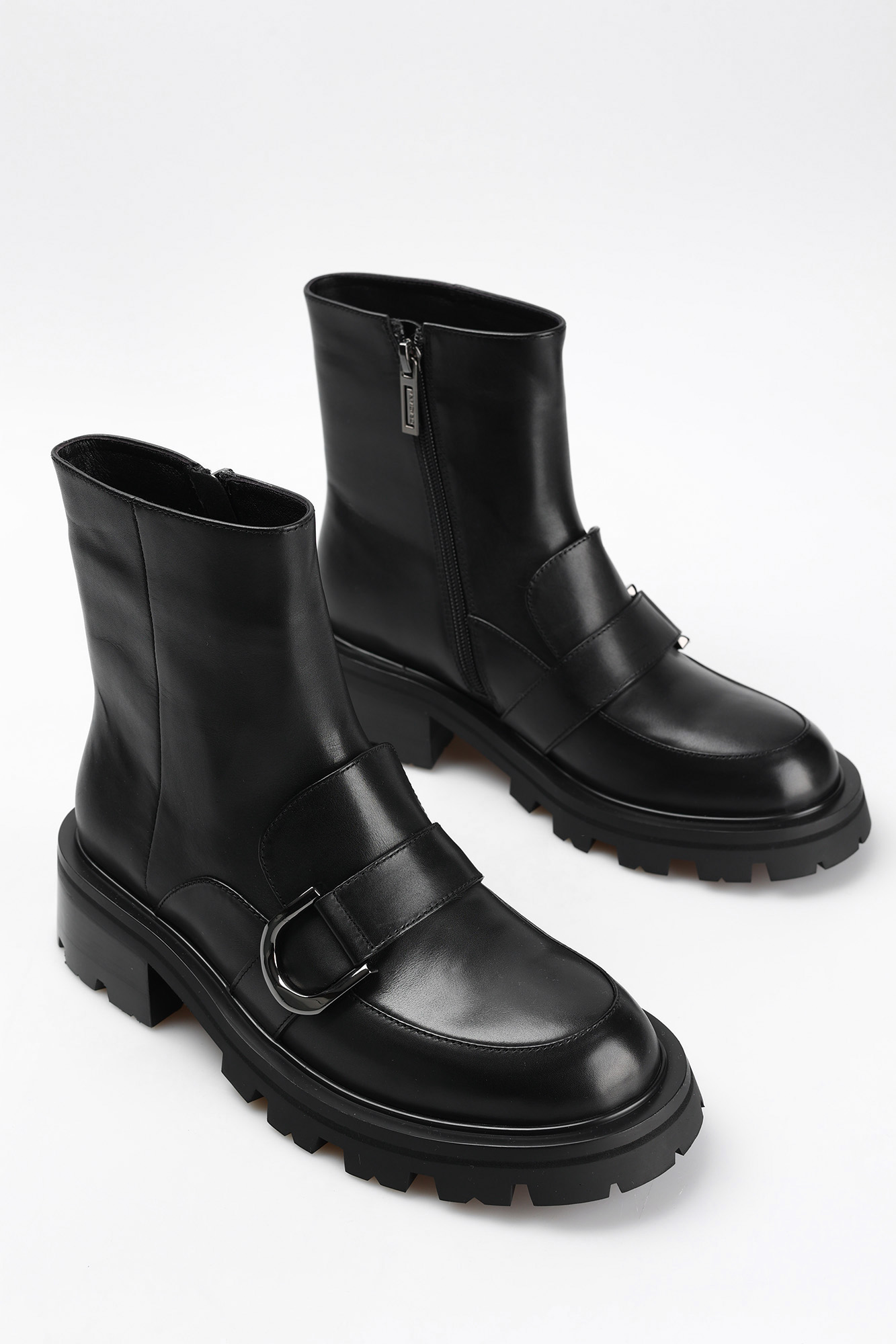 8-7022-627-1BGR  Ботинки женские Ботинки Graciana Черный