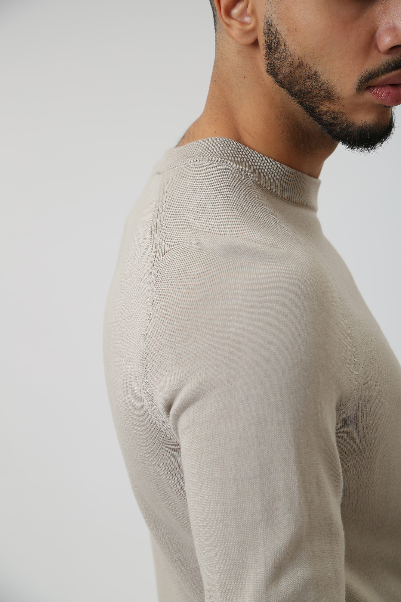 52M00677-0F000793 Джемпер Trussardi Серый