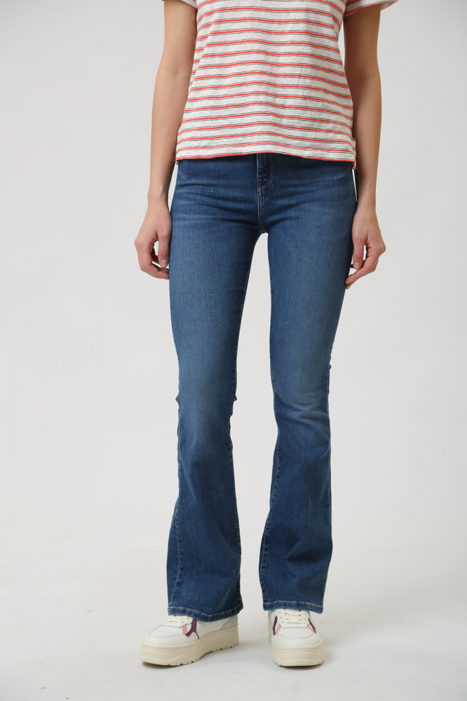 Кроссовки Armani Exchange Полиамид Белый