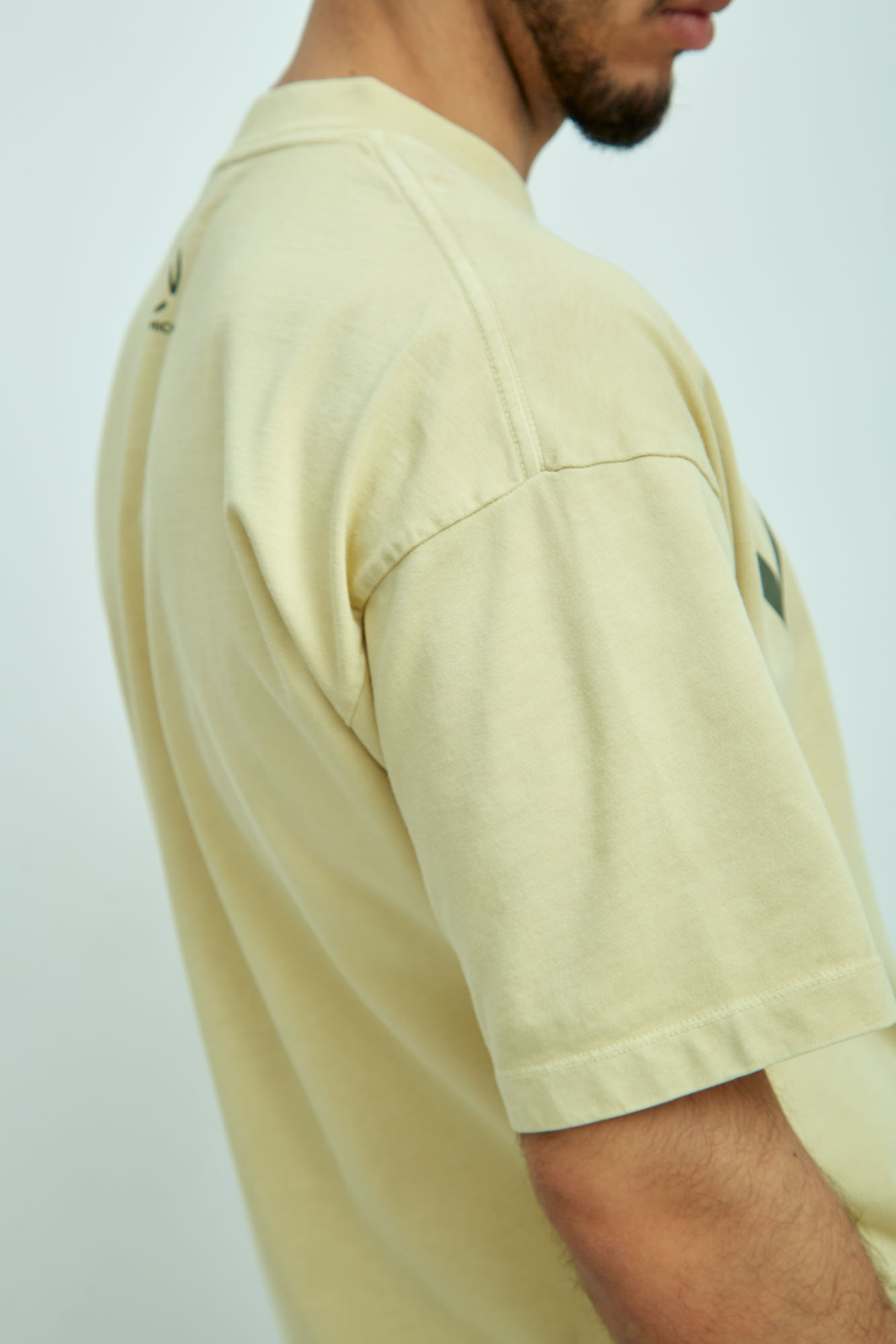 VM-ERK-22-067 Футболка Van Mich Бежевый