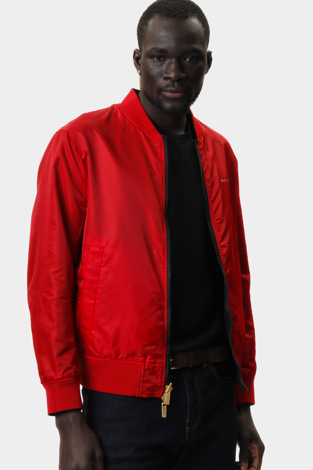 XM000189_AF12011 Бомбер Armani Exchange Черный