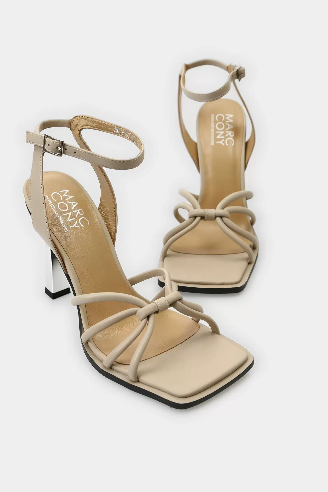 MC16197 Босоножки на каблуке Marc Cony Бежевый