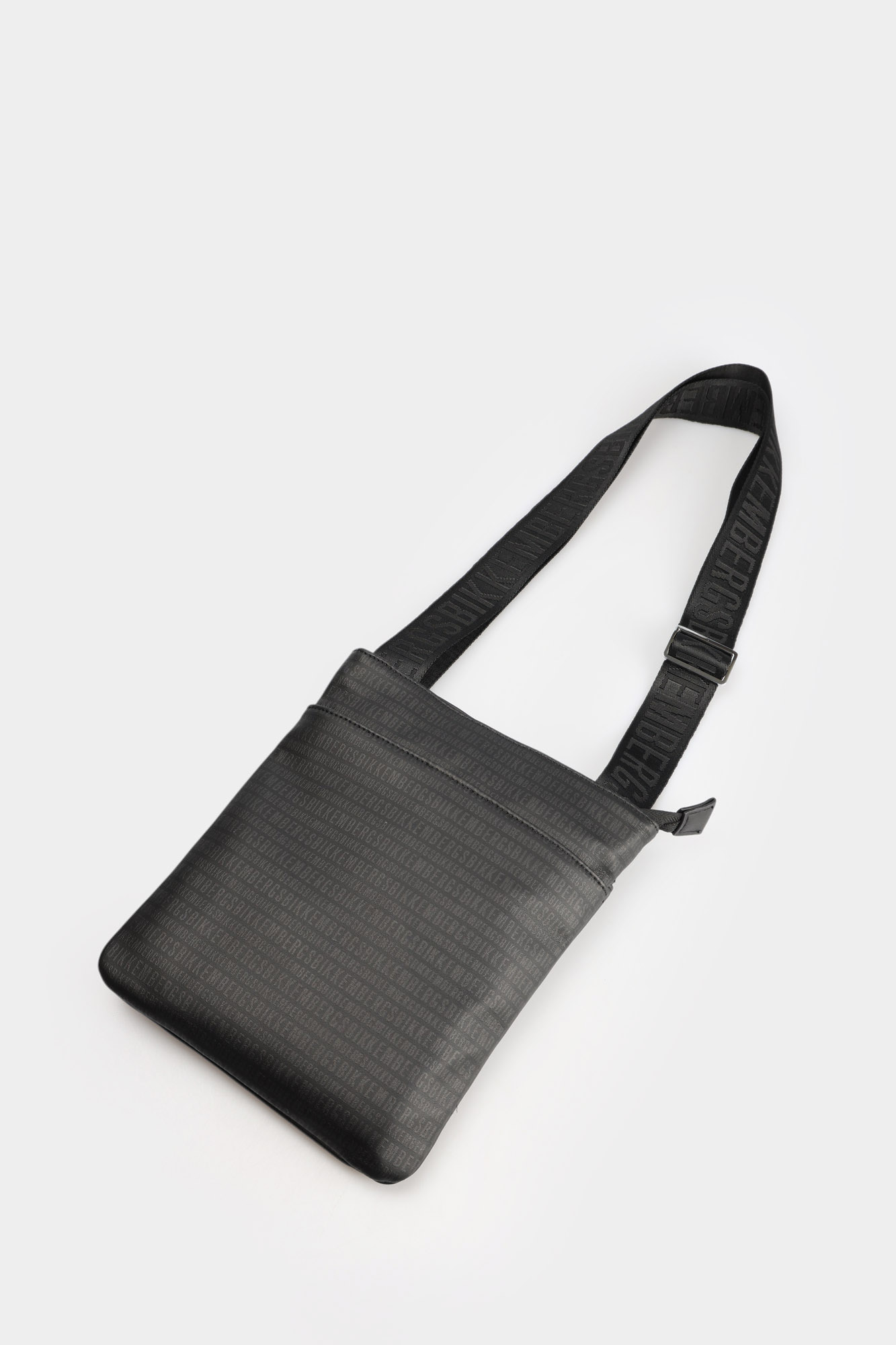 BKBO00890P Сумка Bikkembergs Черный