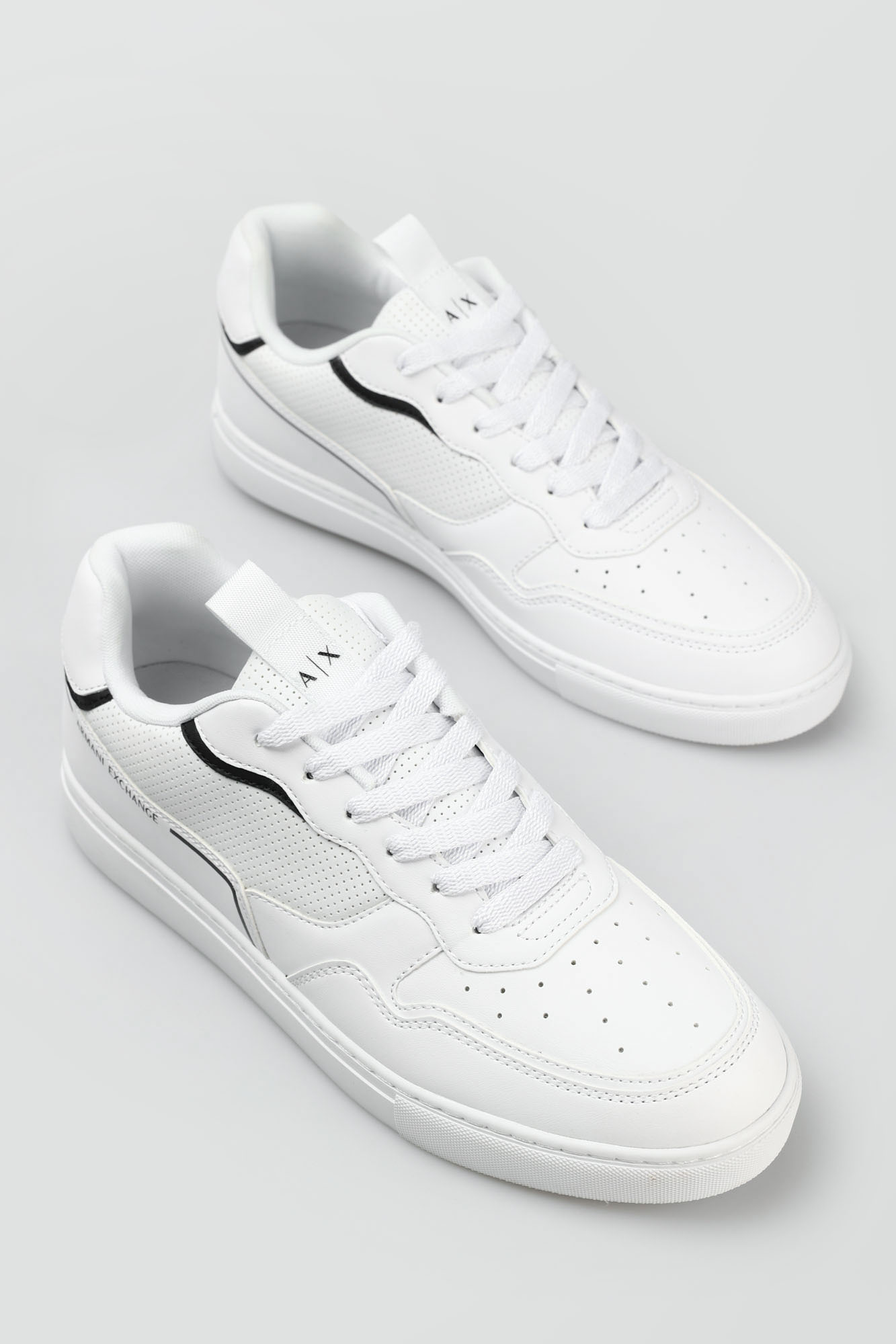 XUX199_XV800 Кеды Armani Exchange Белый