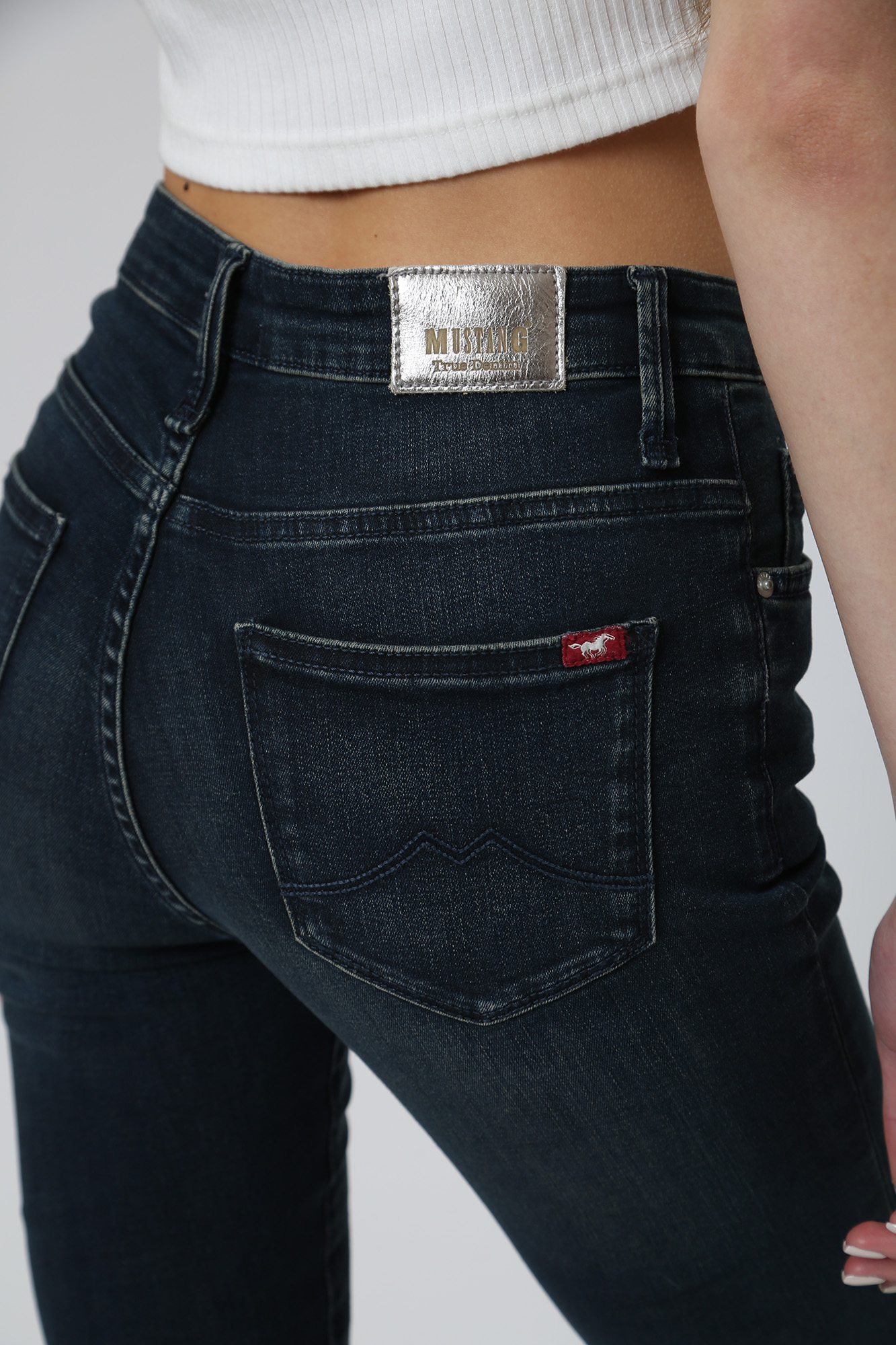 1010225-5000 джинсы mia jeggings mustang 