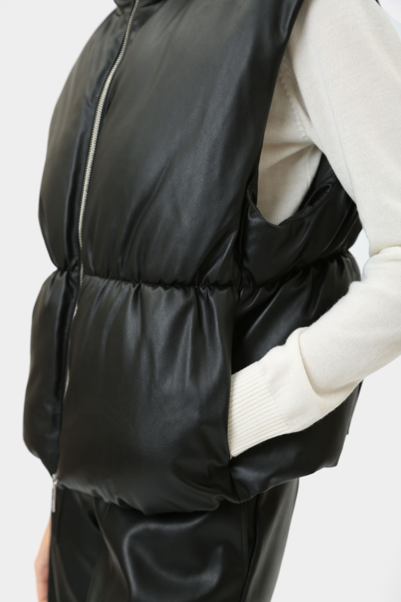 6DYQ21_YNNYZ жилет пуховый armani exchange 