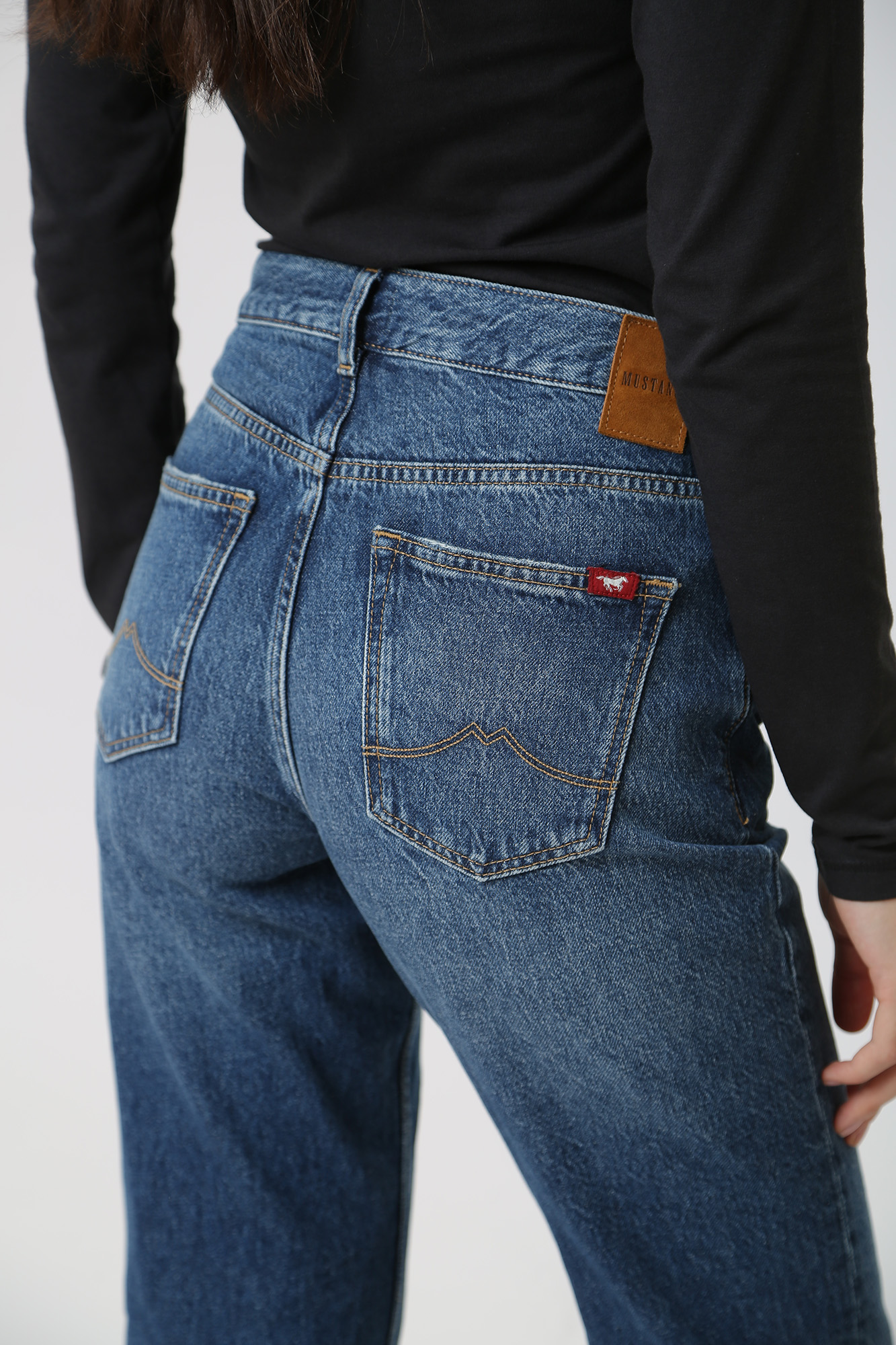 1015010-5000 джинсы brooks straight  mustang 