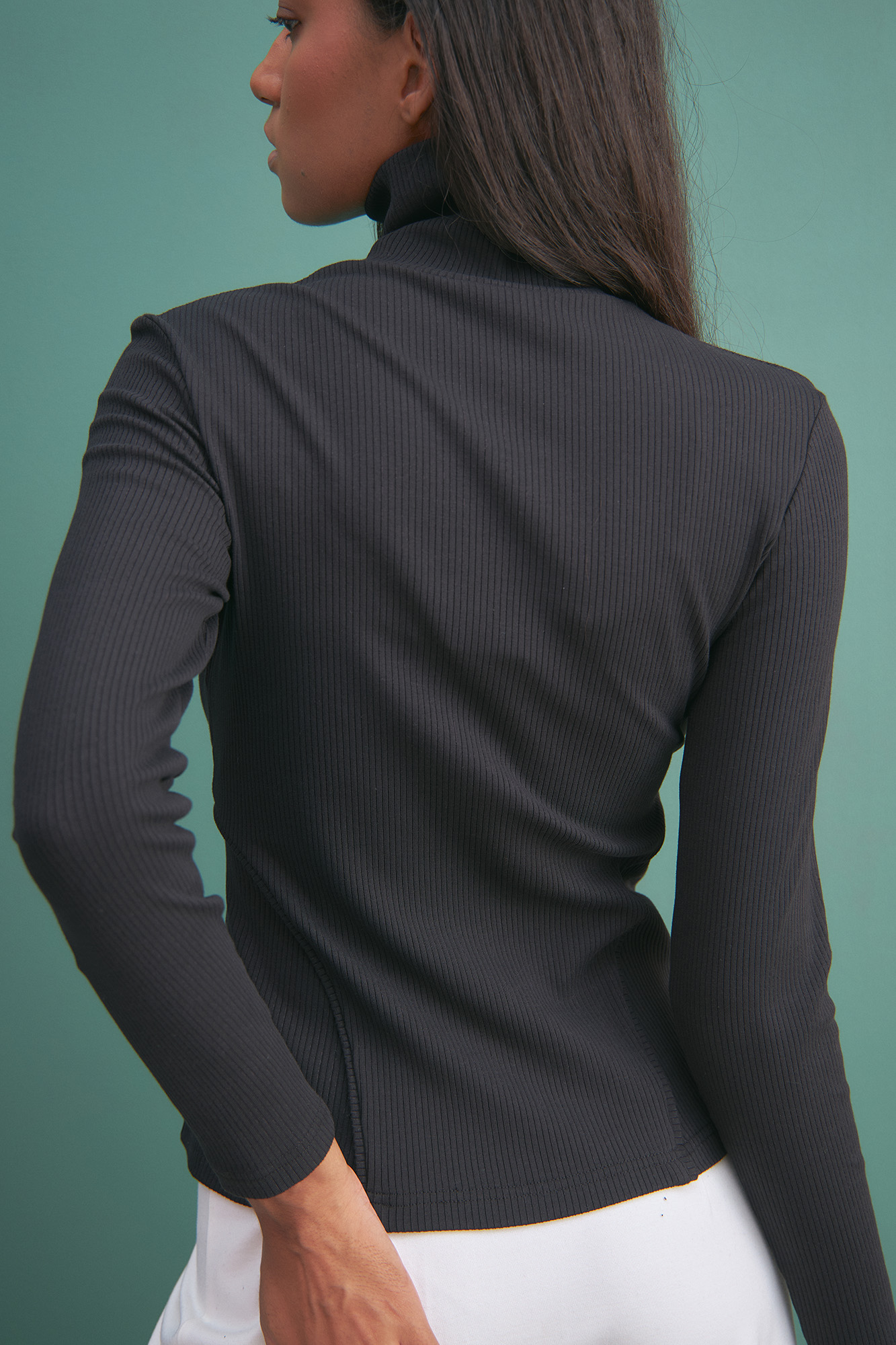 W-232-THT-21-0150 водолазка the hills 