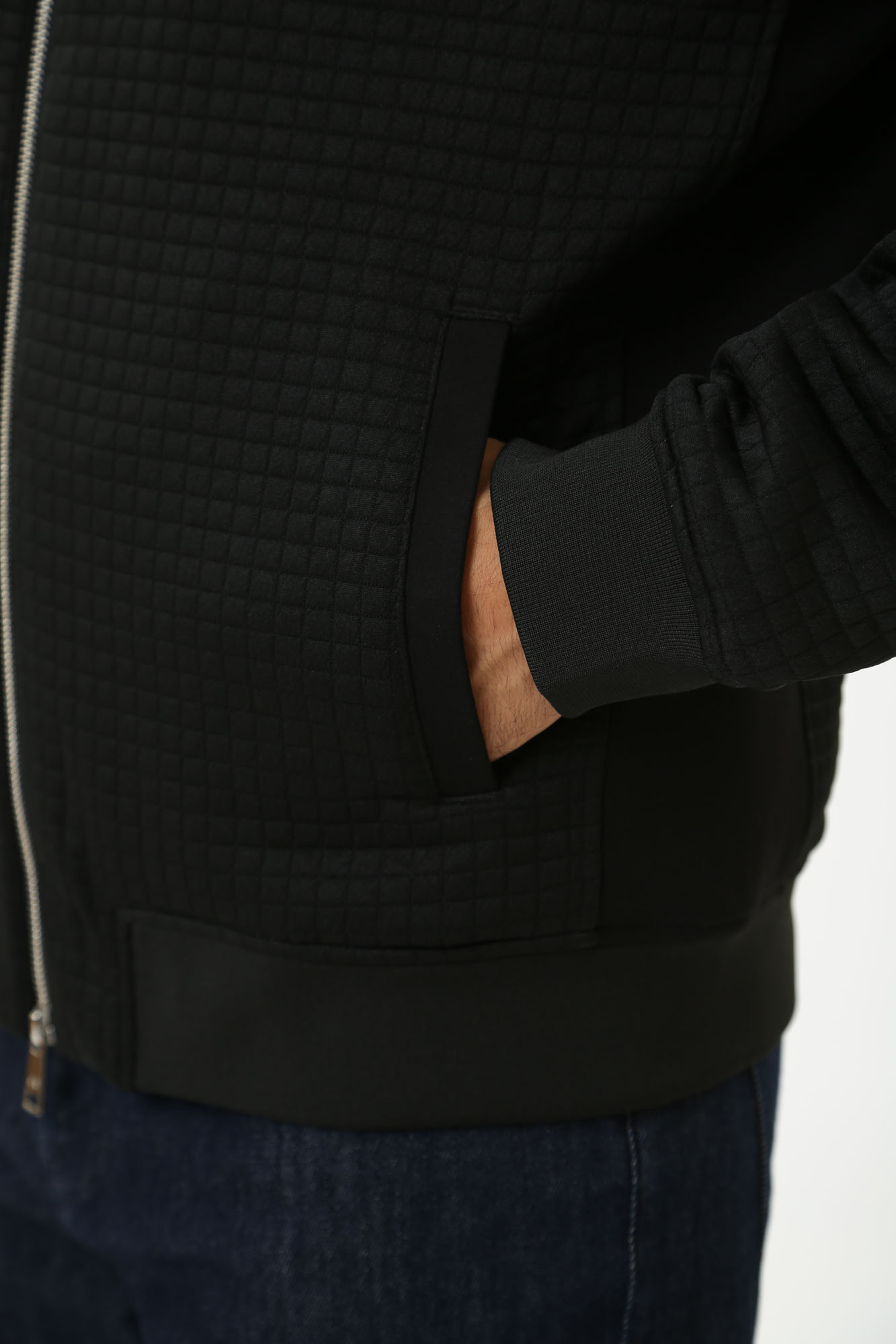 3DZBFW_ZJY8Z Бомбер Armani Exchange Черный