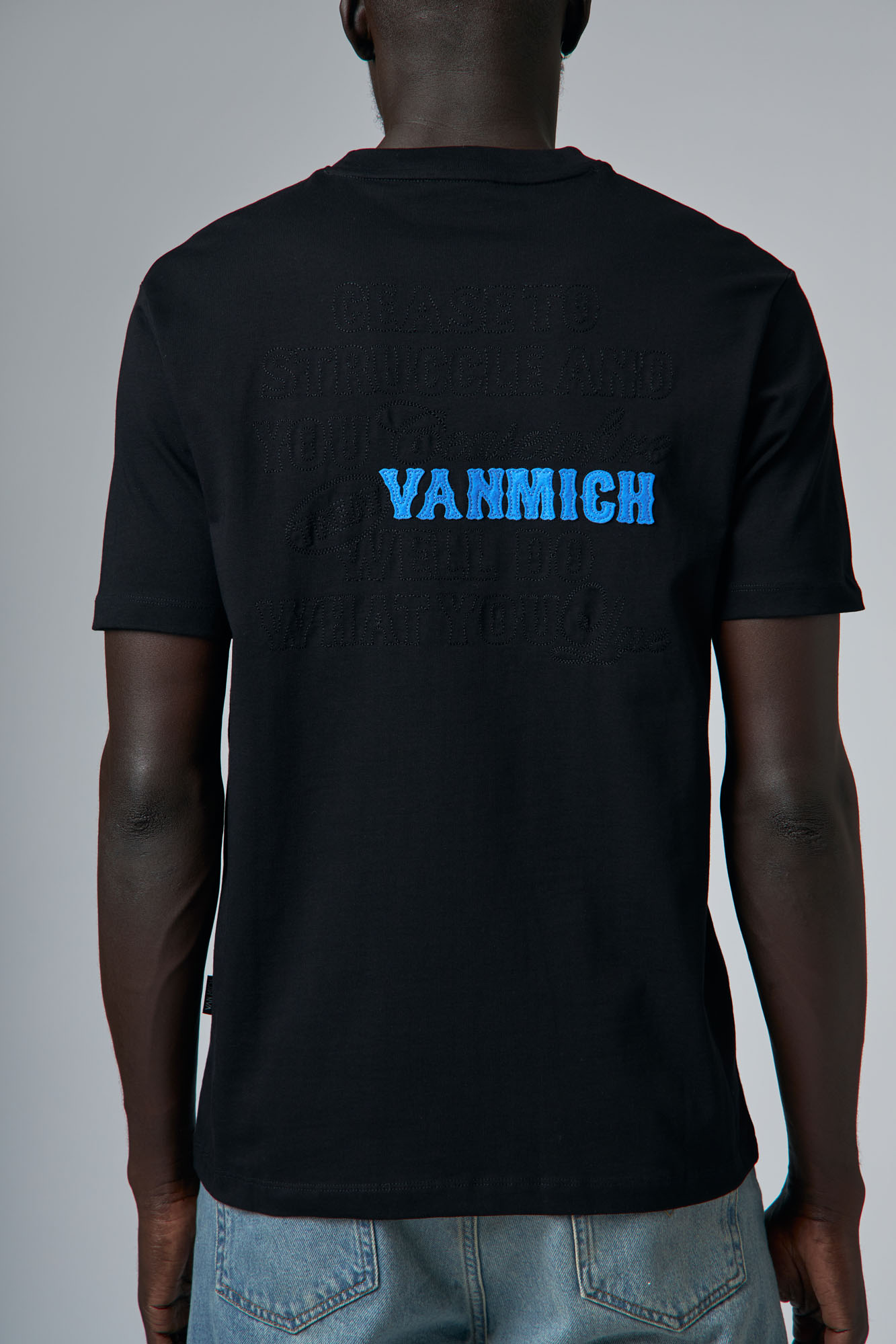 VM-ERK-22-414 Футболка Van Mich Черный