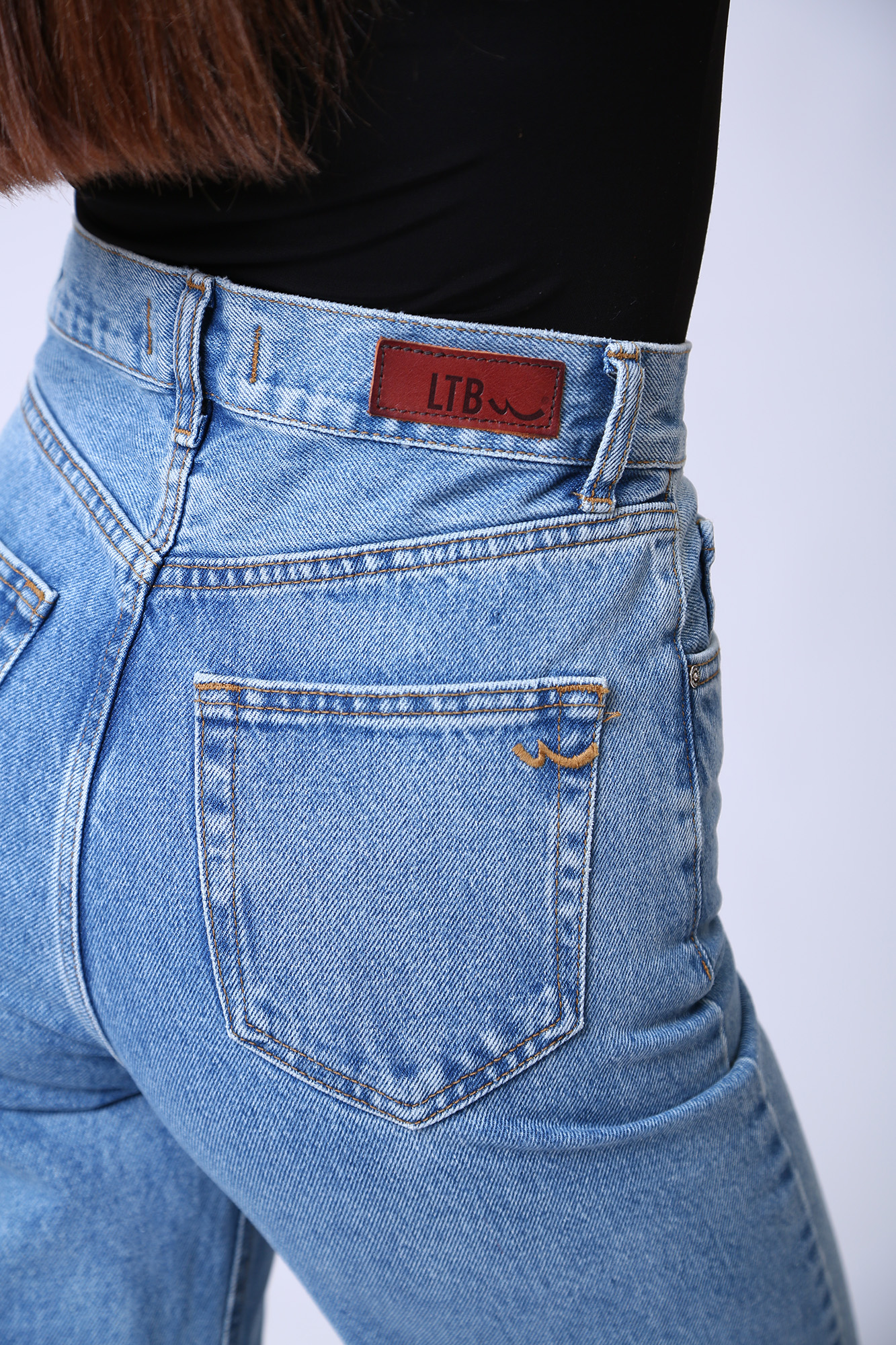 Джинсы женские лтб