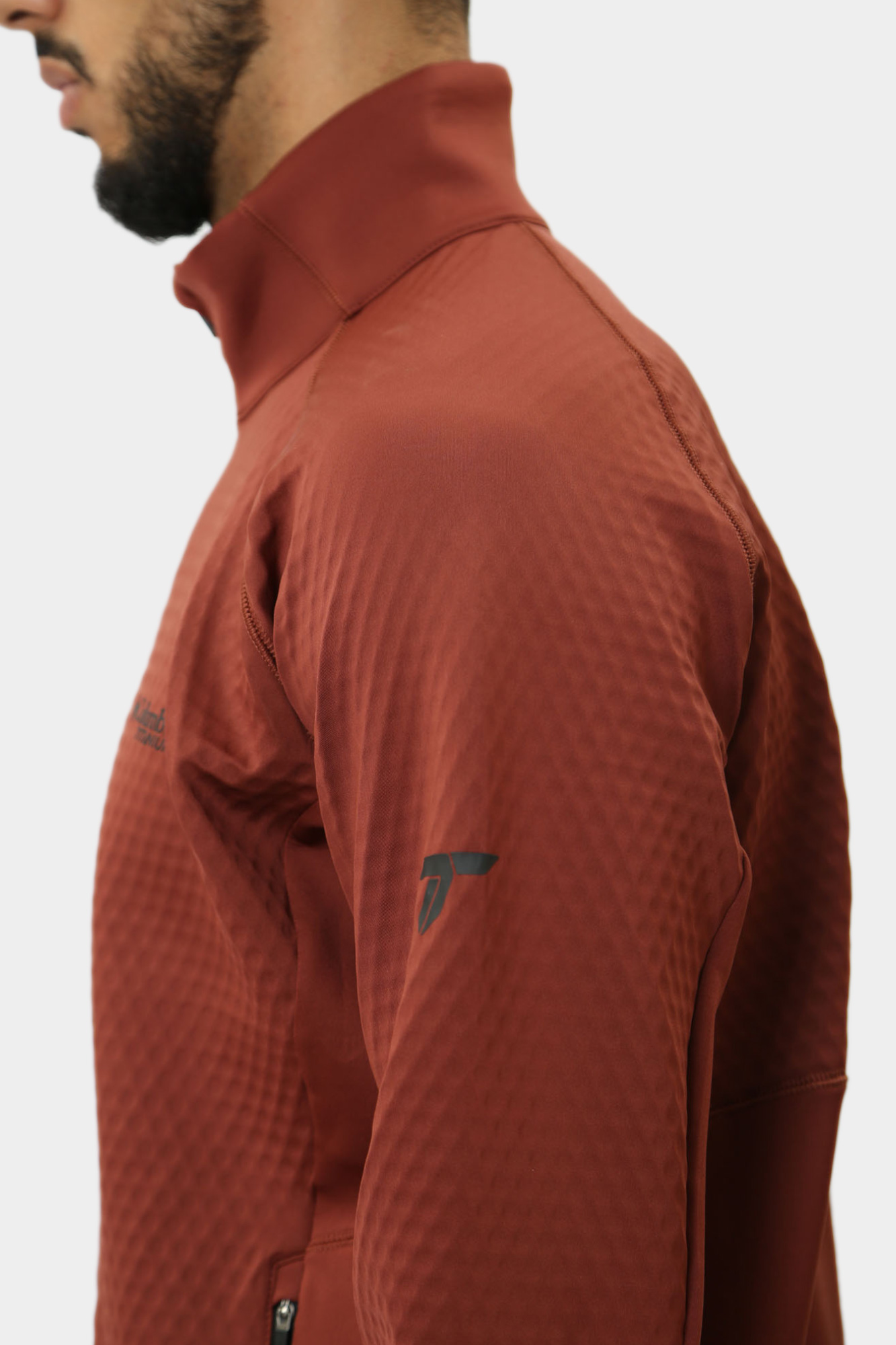 2094991 Куртка трикотажная Columbia Красный