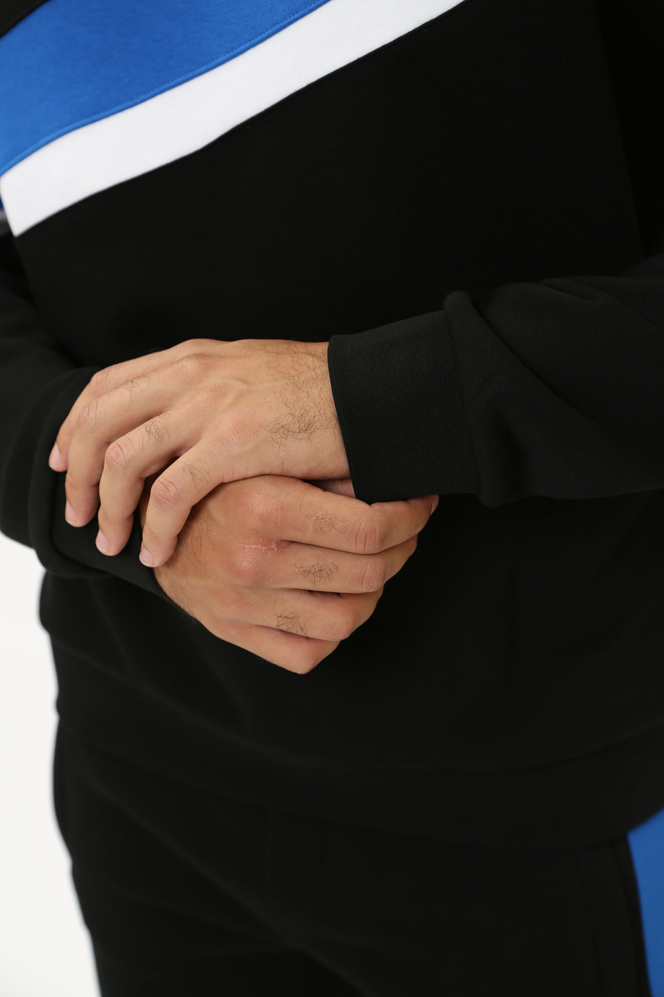 543910_70508 Свитшот Karl Lagerfeld Черный