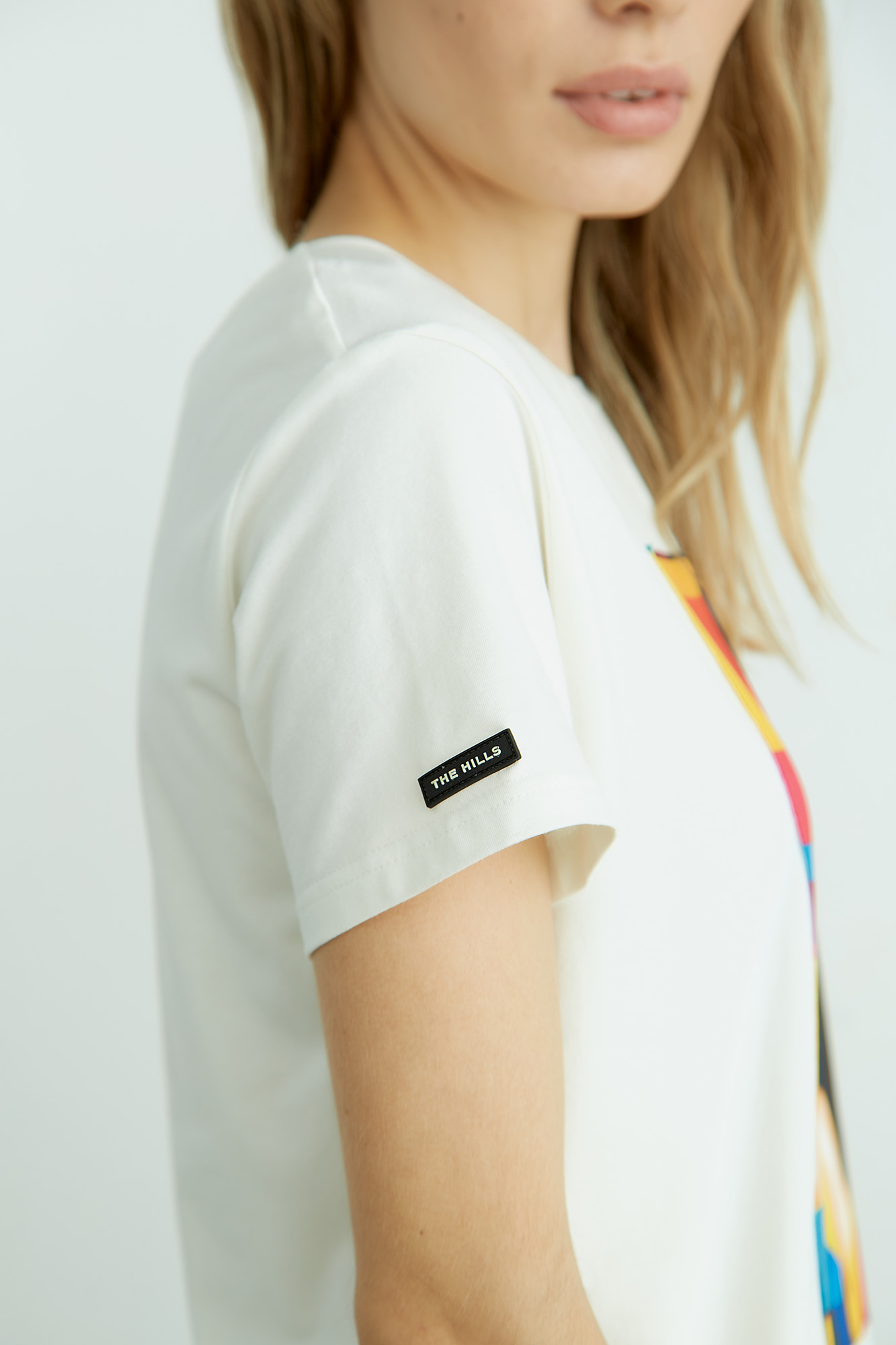 W-232-P-22-0148 футболка the hills 