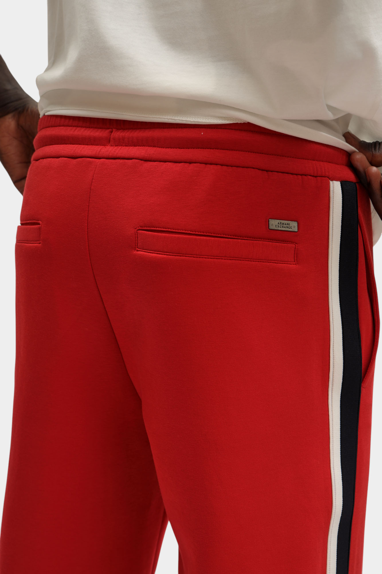 XM001400_AF13047 Брюки спортивные Armani Exchange Красный
