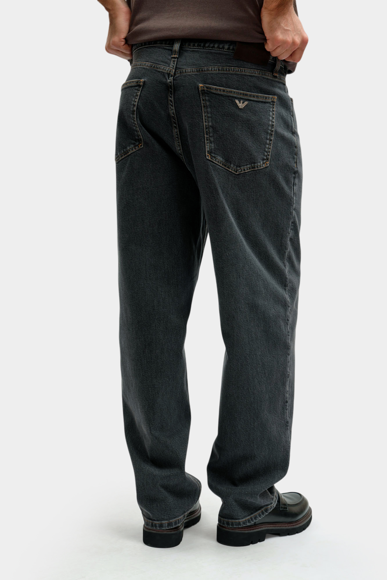 EM004717_AF23101 Джинсы Emporio Armani Серый