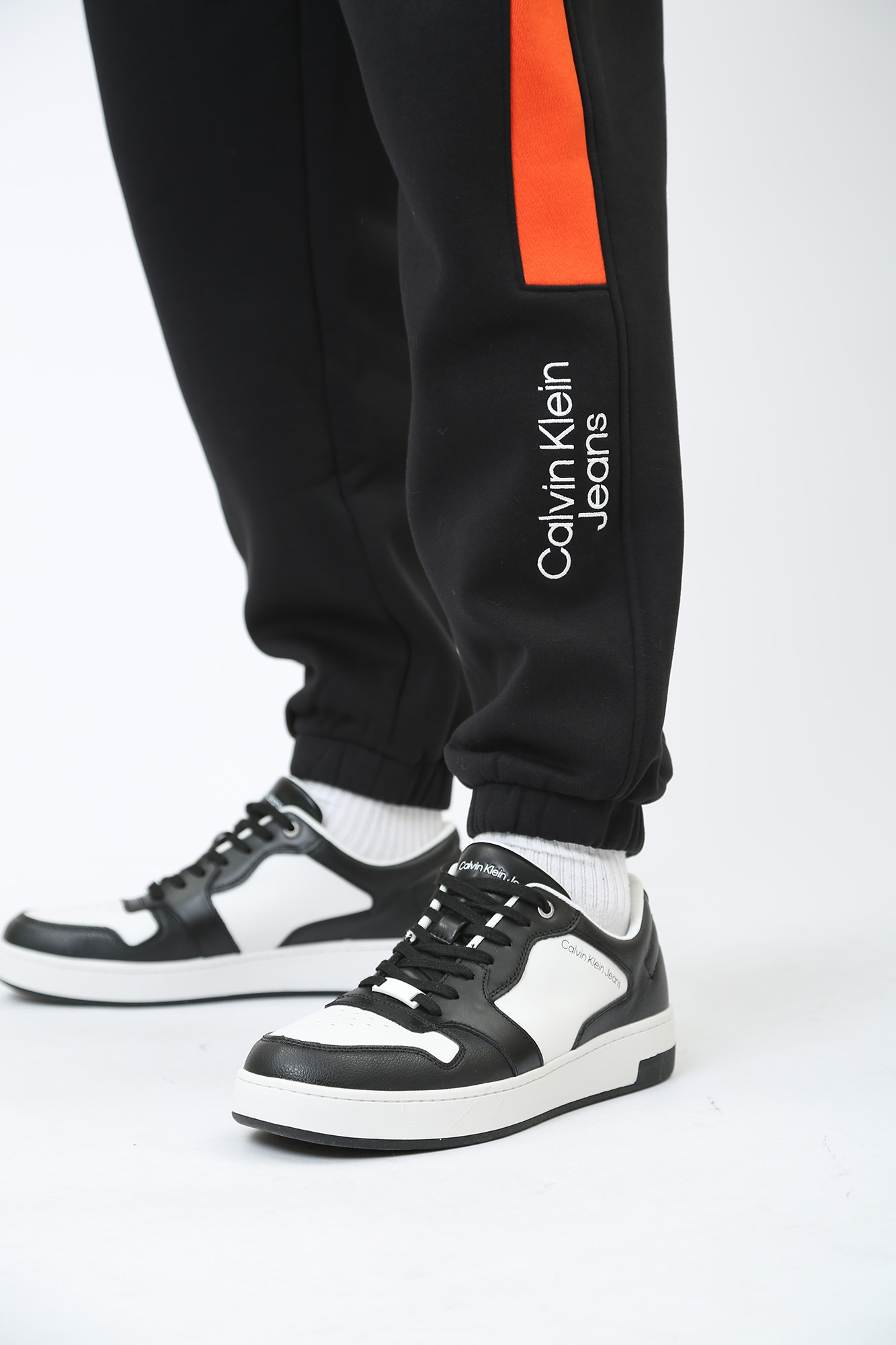 J30J322045 Брюки спортивные Calvin Klein Jeans Черный