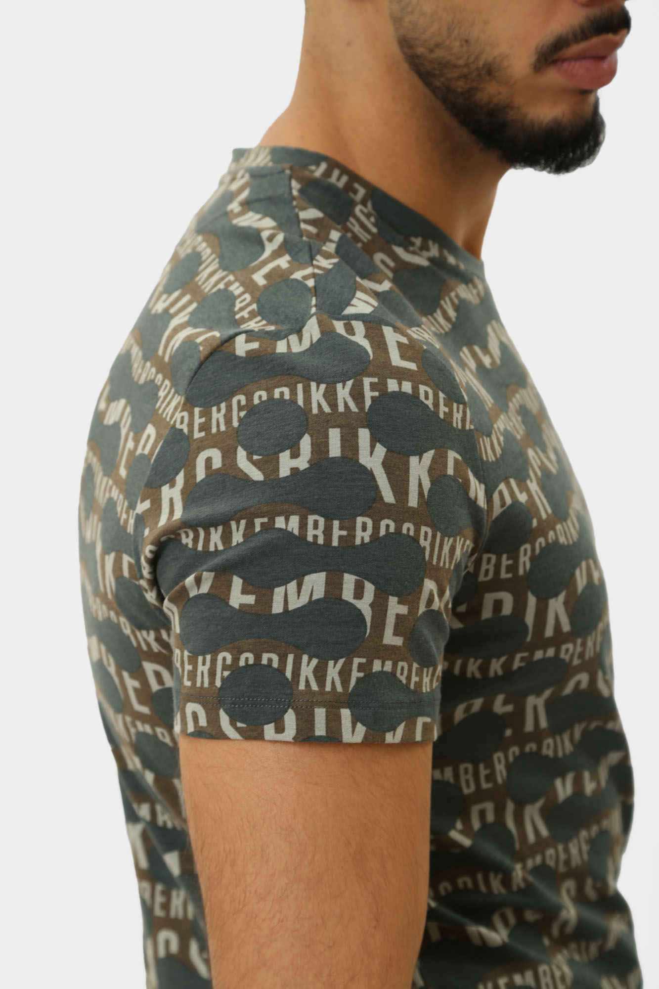 PBMT0256 Футболка Bikkembergs Серый