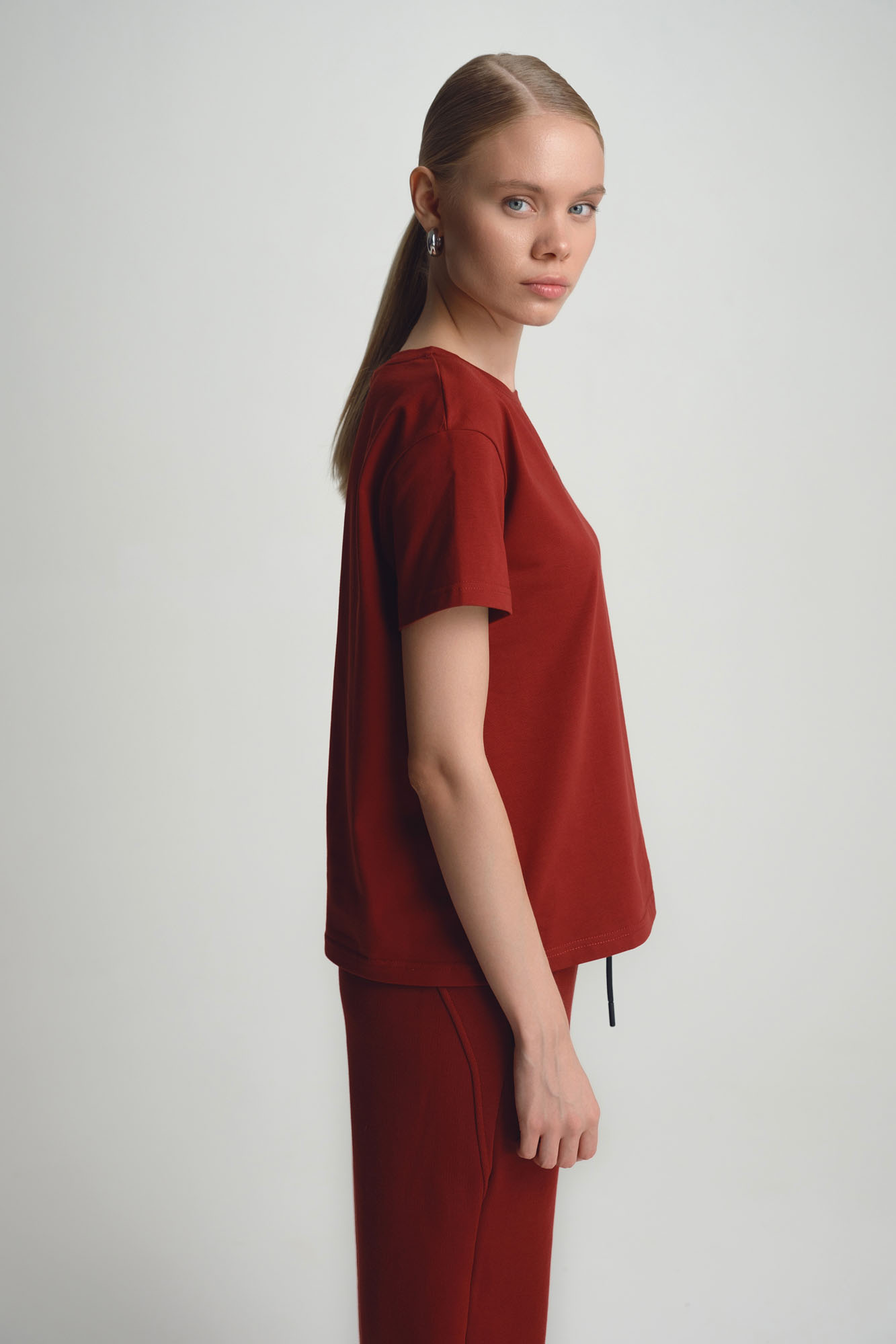 W-252-P-22-0205 футболка the hills 