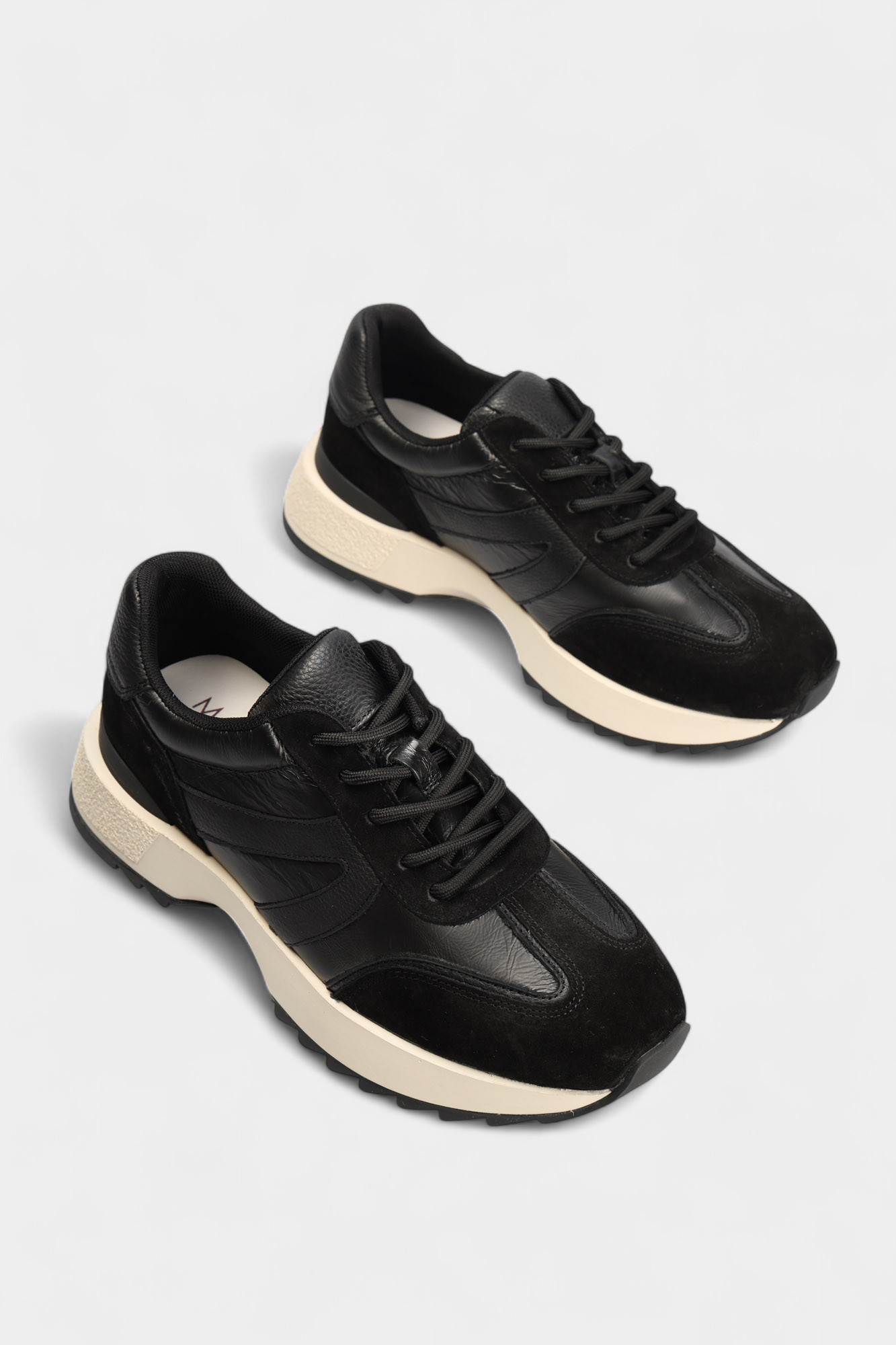 MC21830-WT Кроссовки Marc Cony Черный