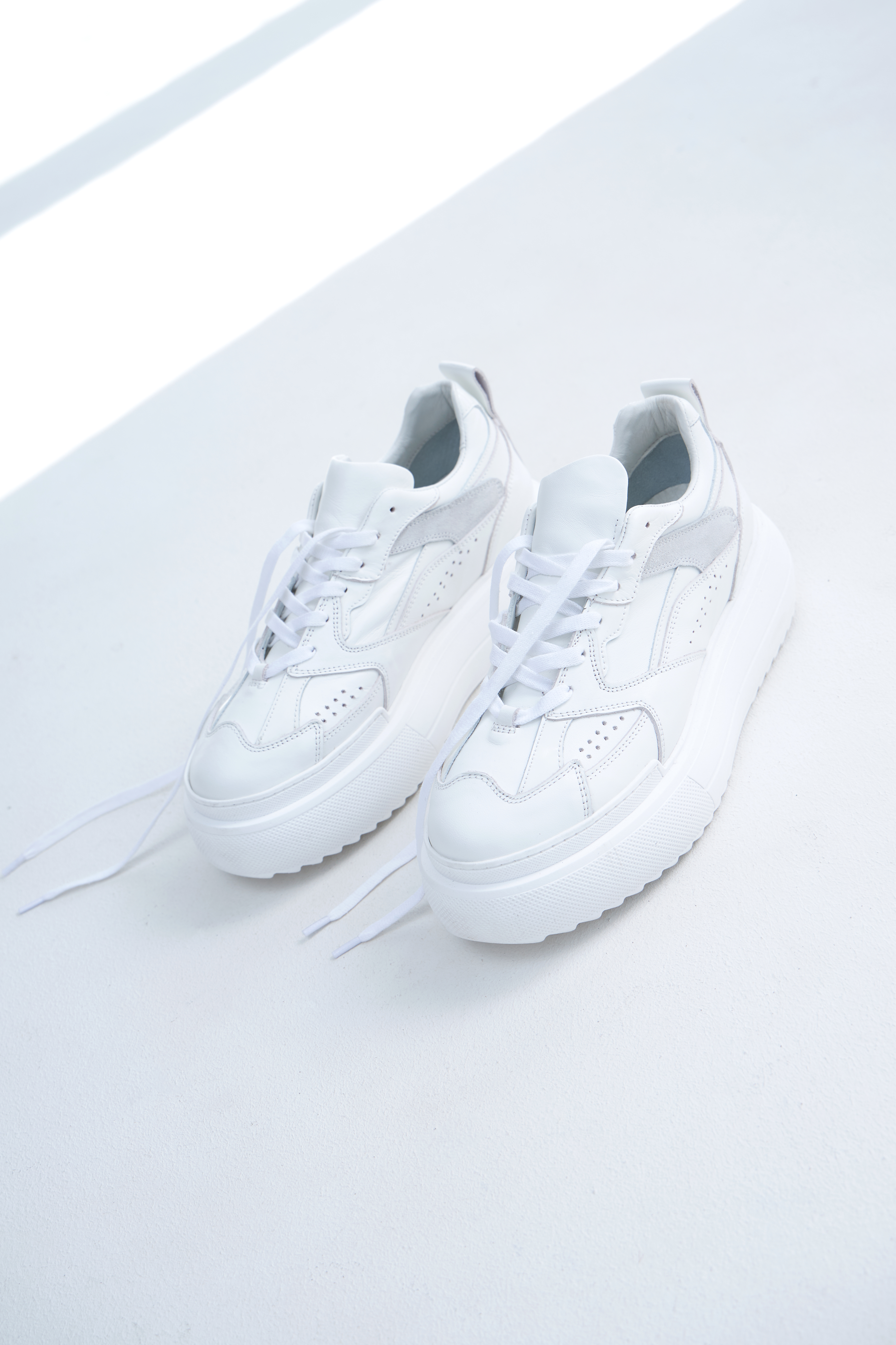 12-5640 Кроссовки Marc Cony Белый