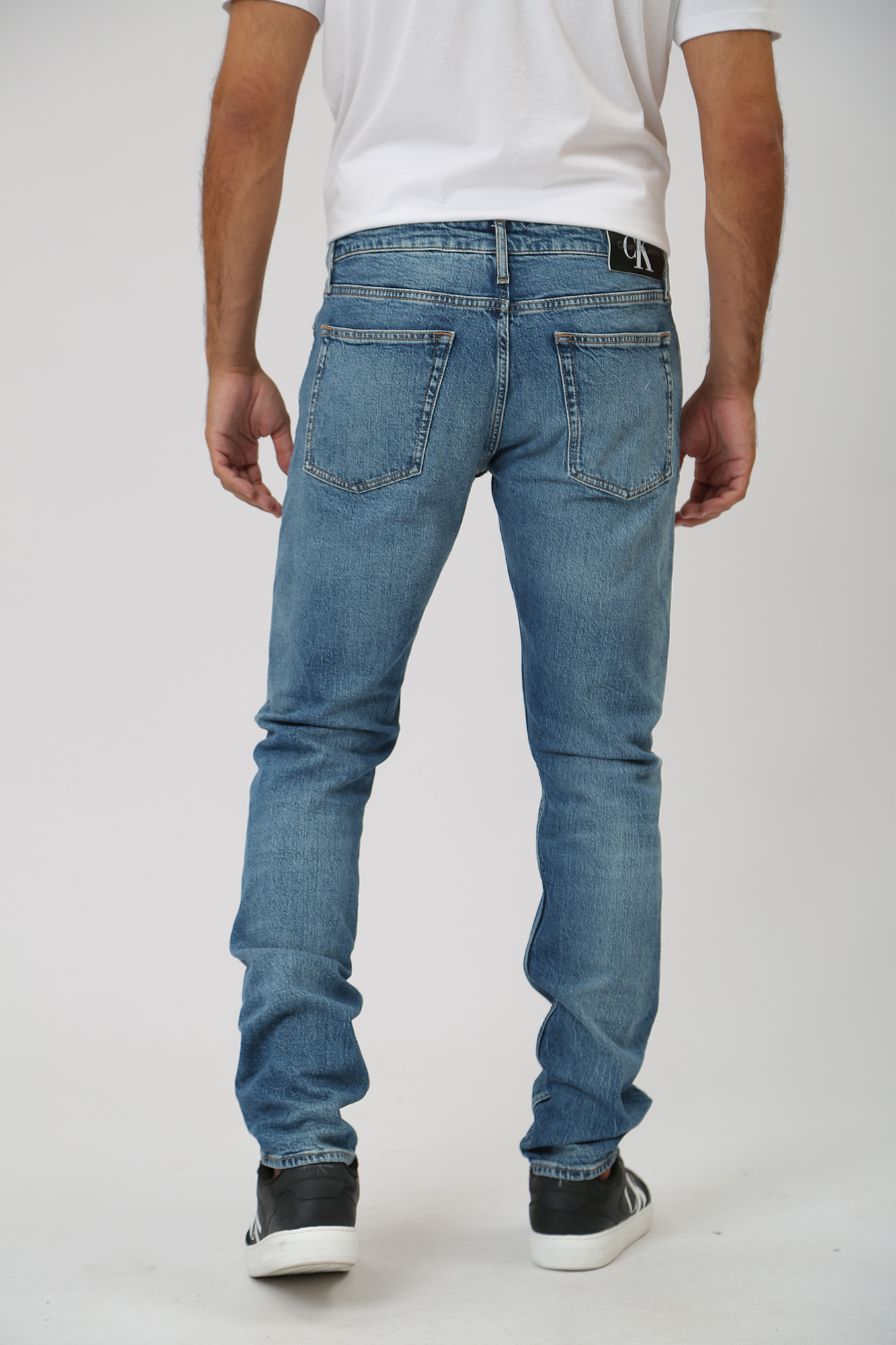 J30J323371 Джинсы Calvin Klein Jeans Голубой