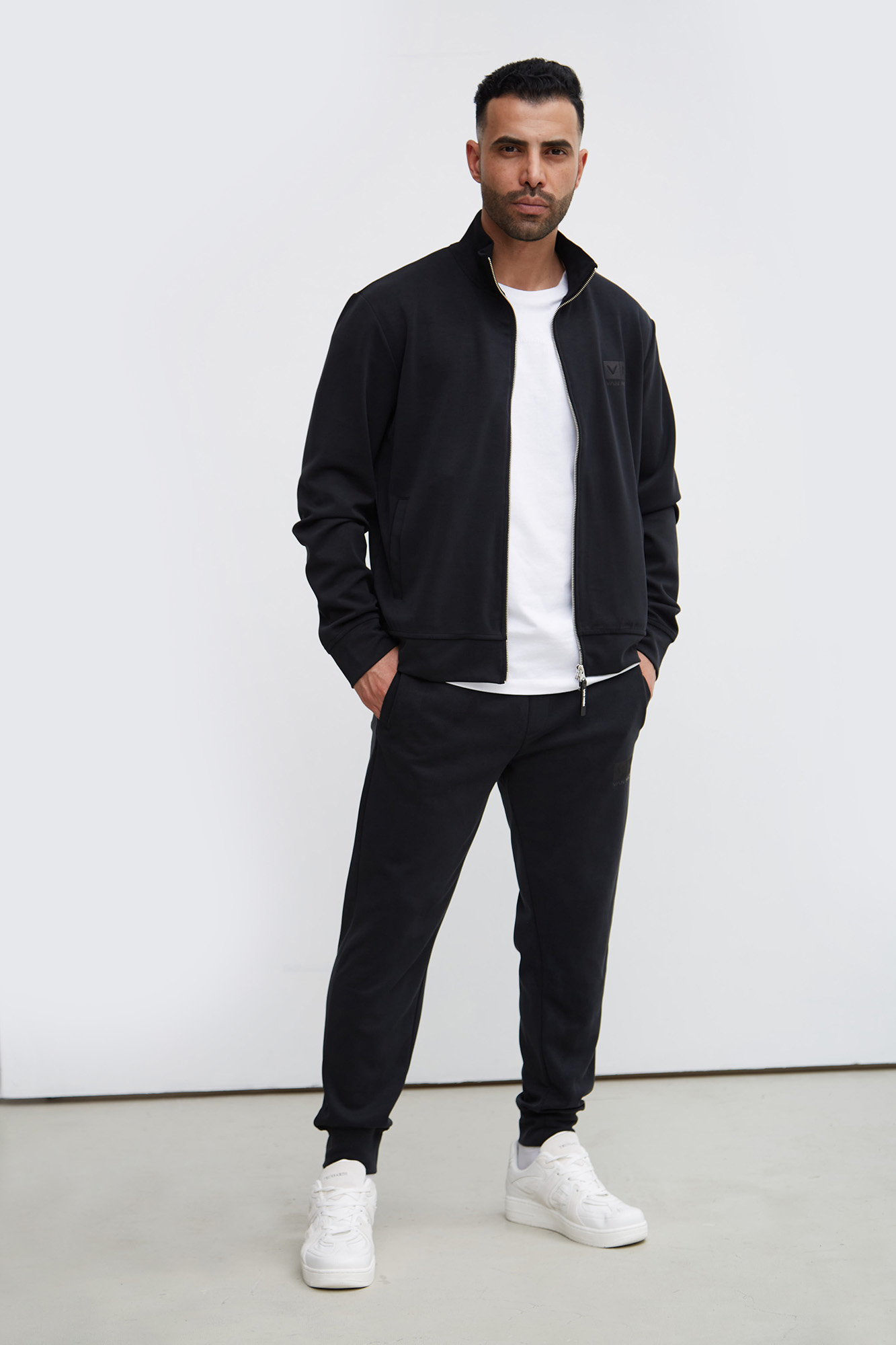 VM-231-53-020 Толстовка Van Mich Черный