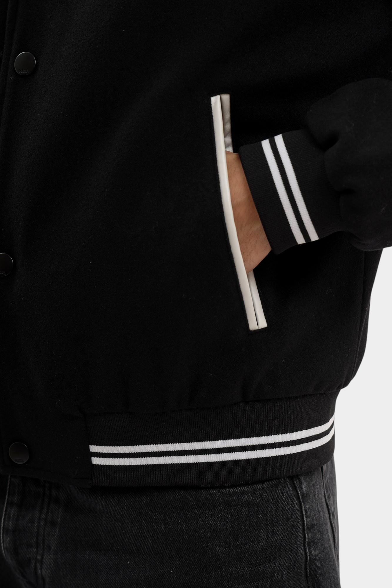 553538_505006 Бомбер Karl Lagerfeld Черный