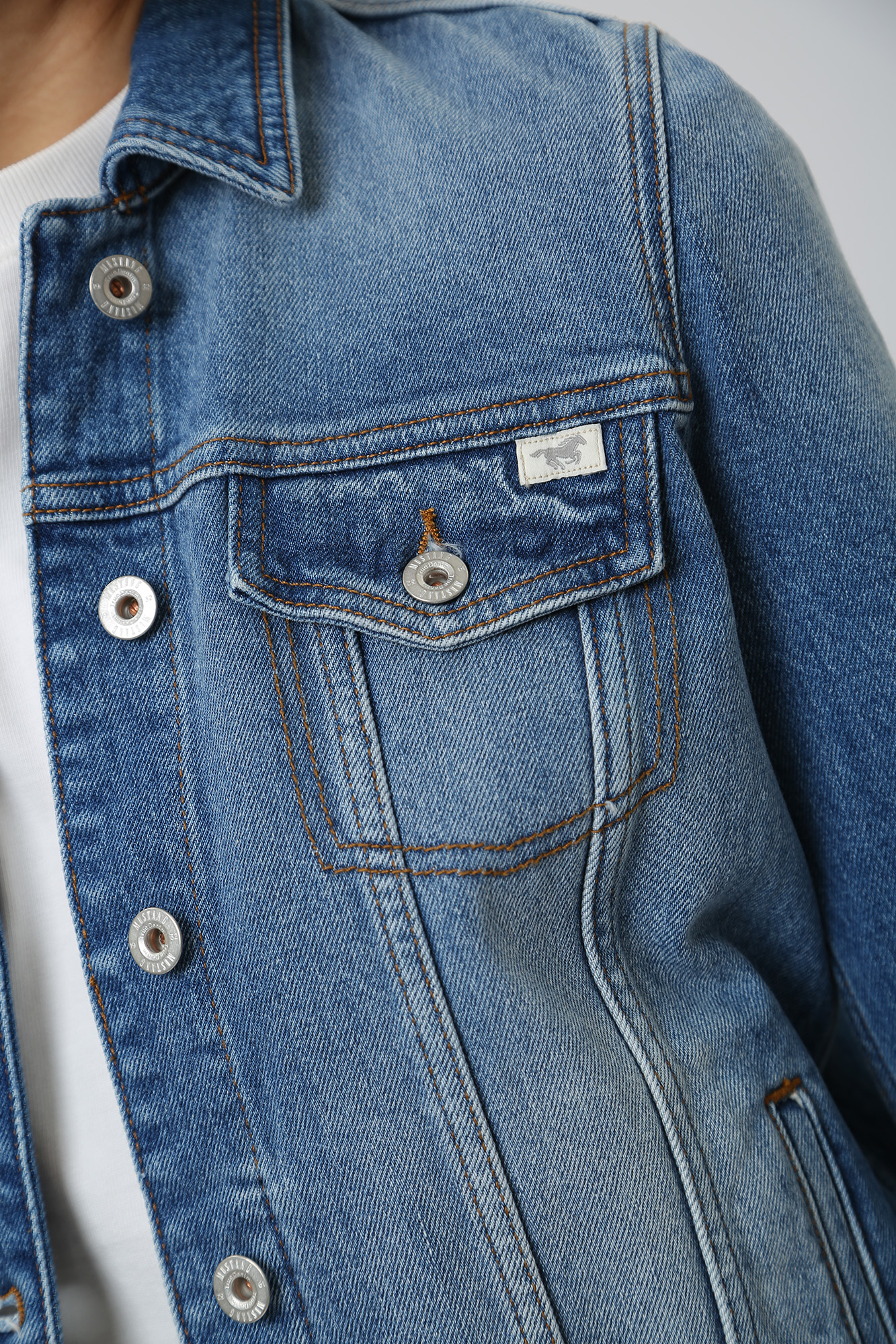 1014375-5000 куртка джинсовая mustang