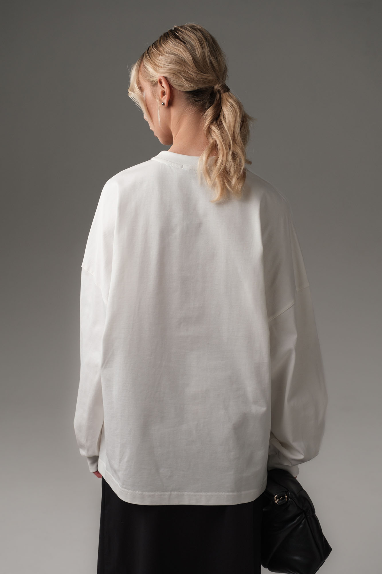 W-251-P-22-0050 лонгслив the hills 