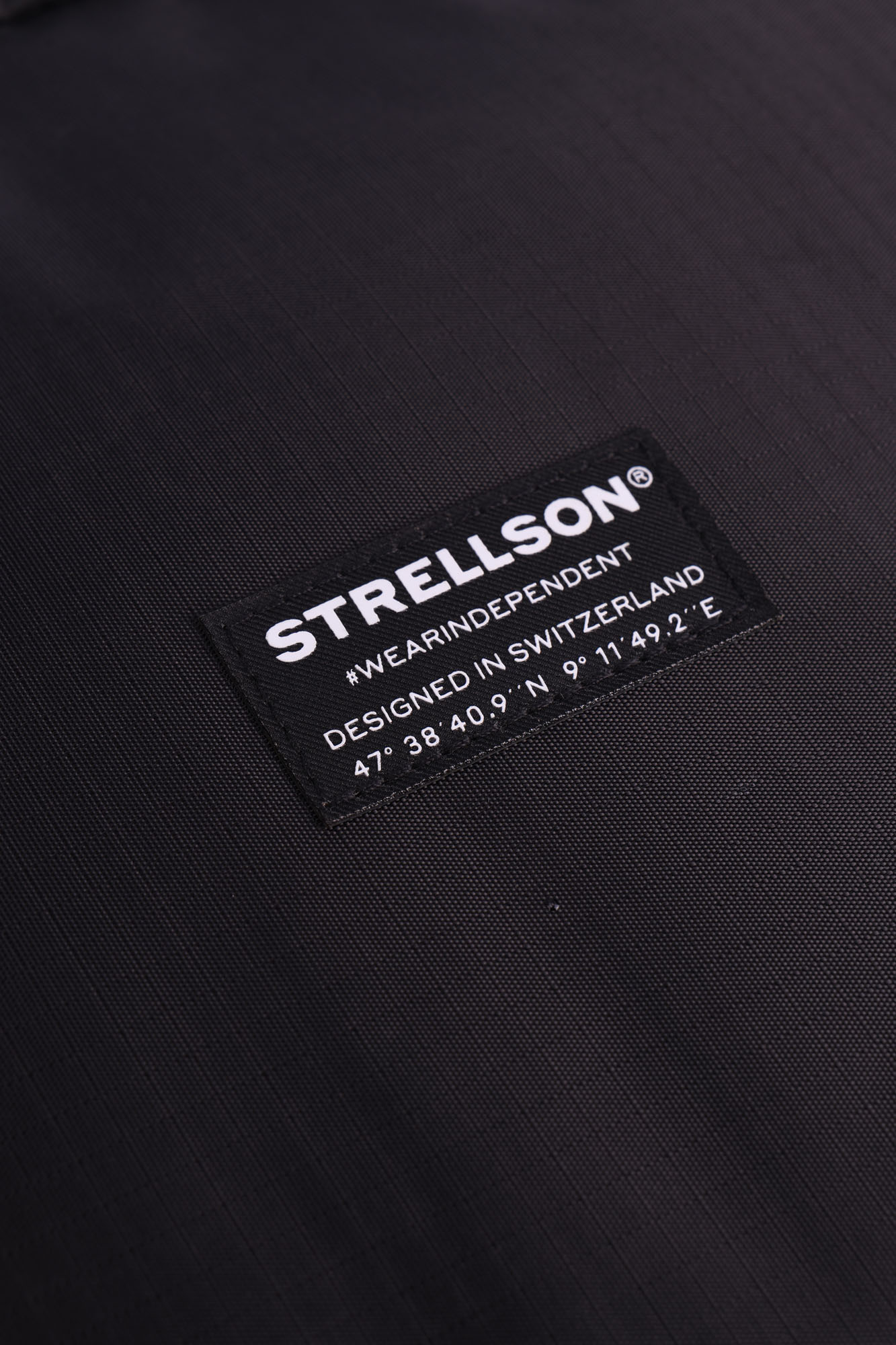 30048606_10020602 Набор шапка и шарф Strellson Серый