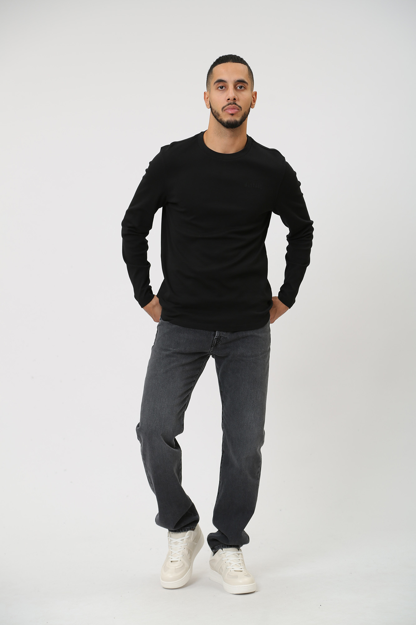 1014108 Лонгслив Mustang Черный