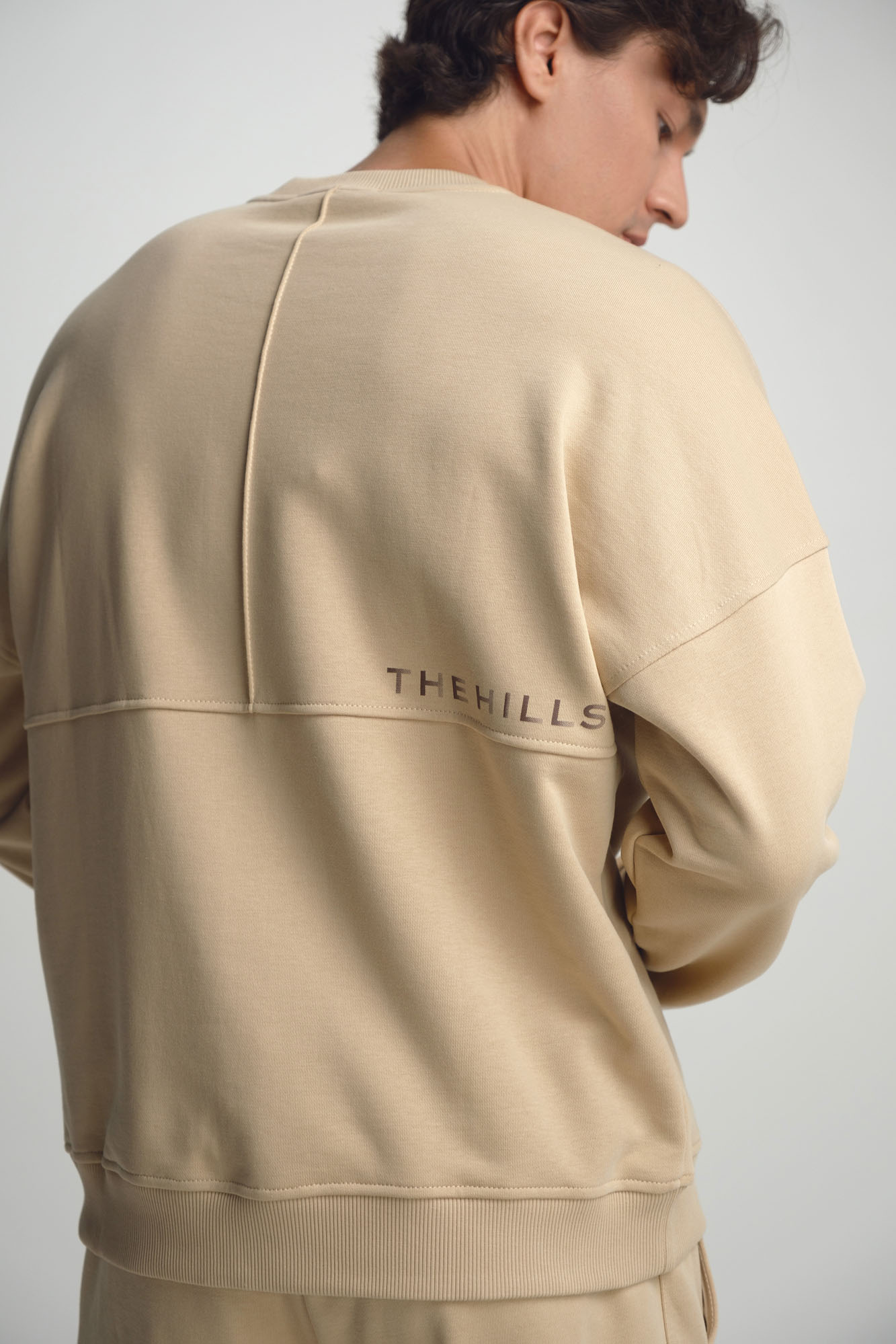 Свитшот The Hills Бежевый