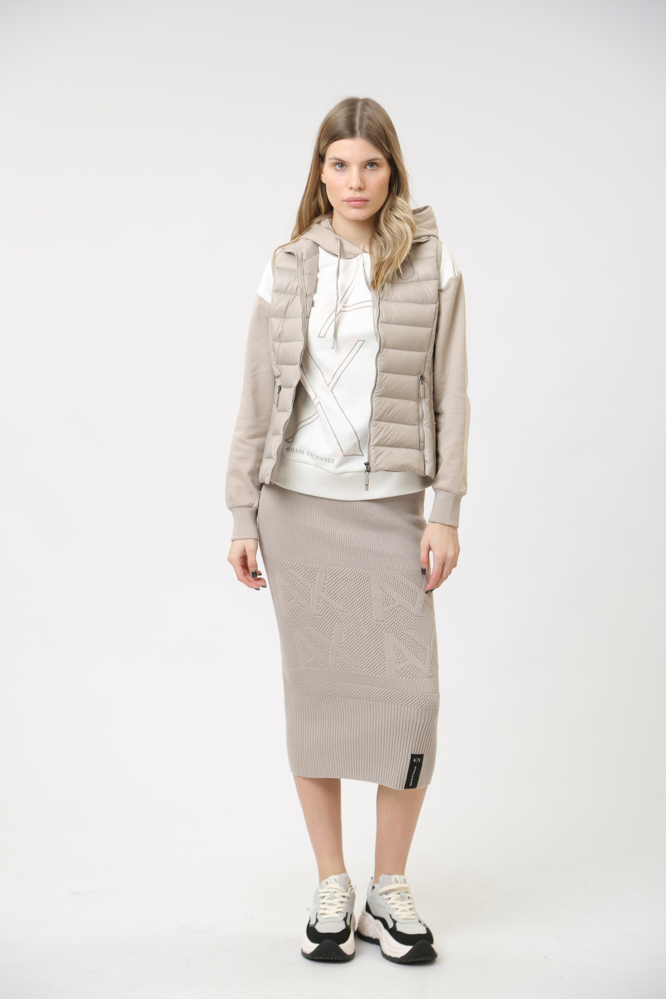 8NYQ01_YNM4Z жилет пуховый armani exchange 