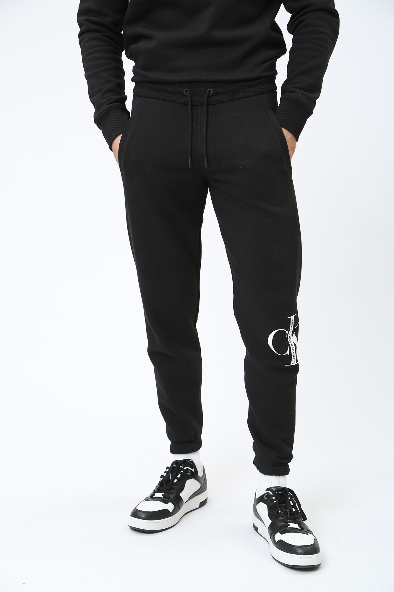 J30J322052 Брюки спортивные Calvin Klein Jeans Черный