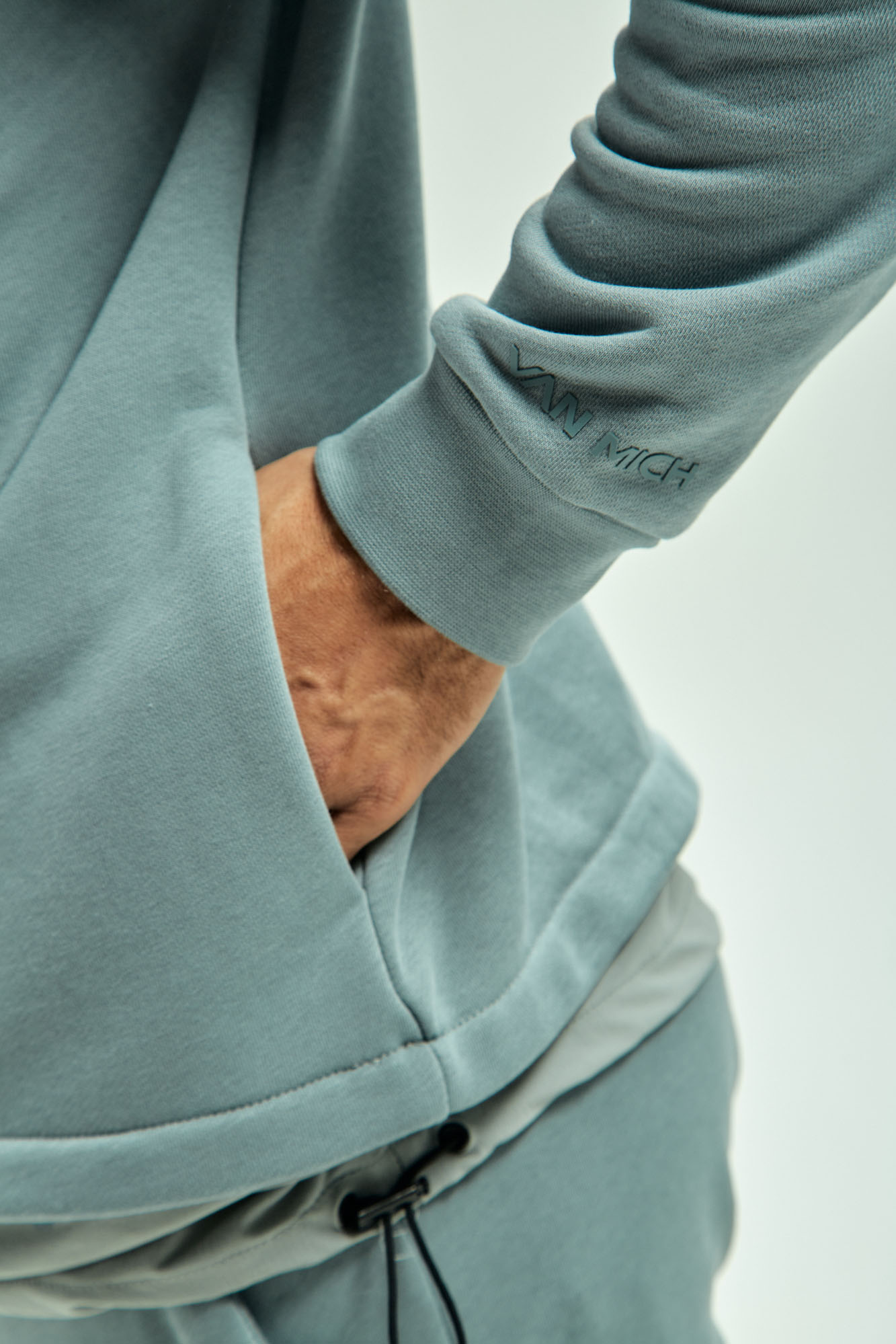 VM-ERK-20-037 Худи Van Mich Голубой