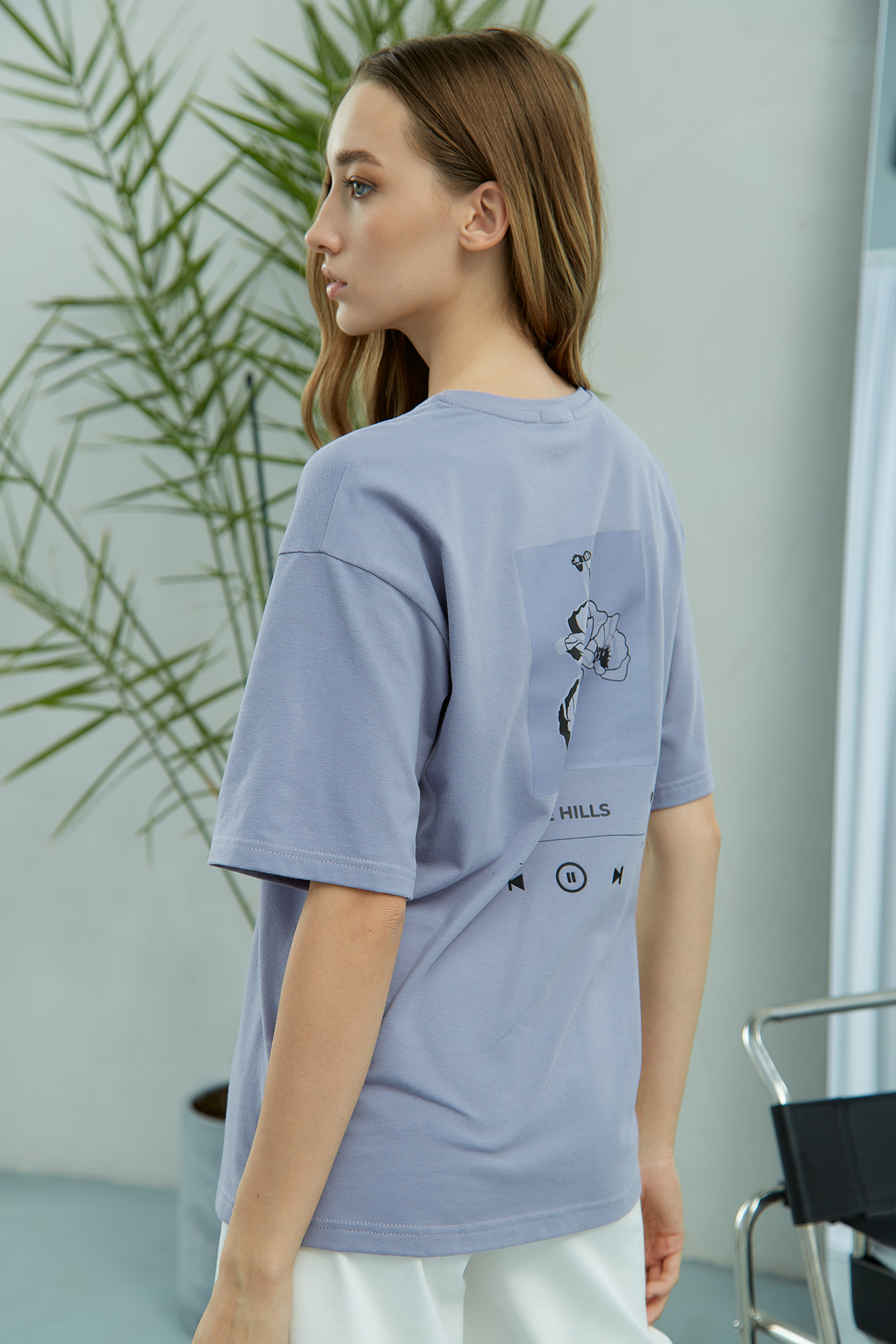 W-232-P-22-0146 футболка the hills 