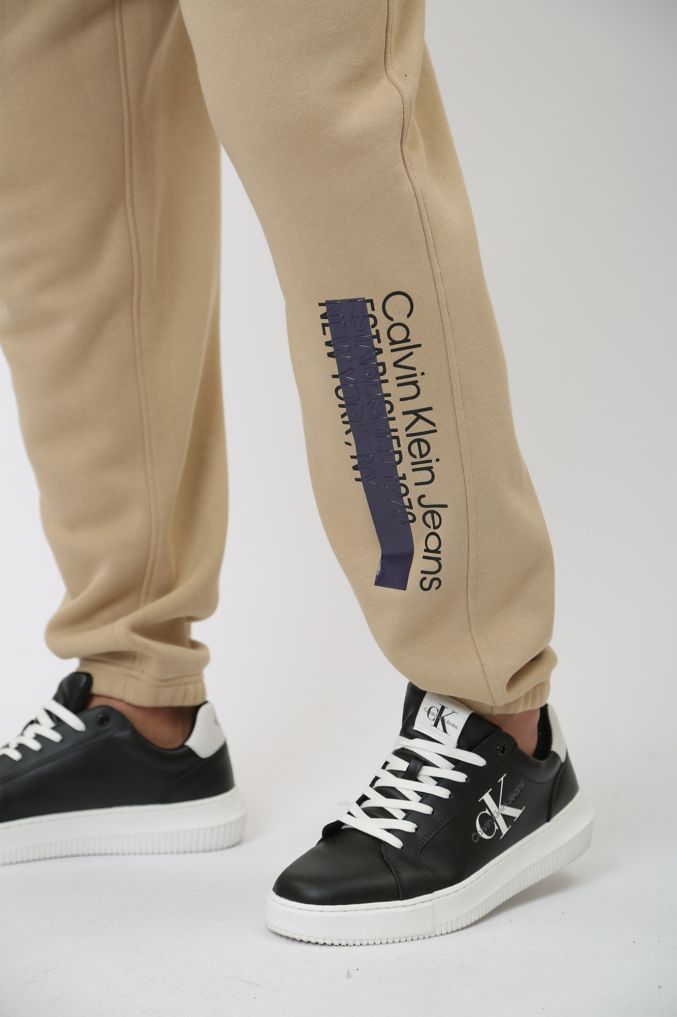 J30J323504 Брюки спортивные Calvin Klein Jeans Белый