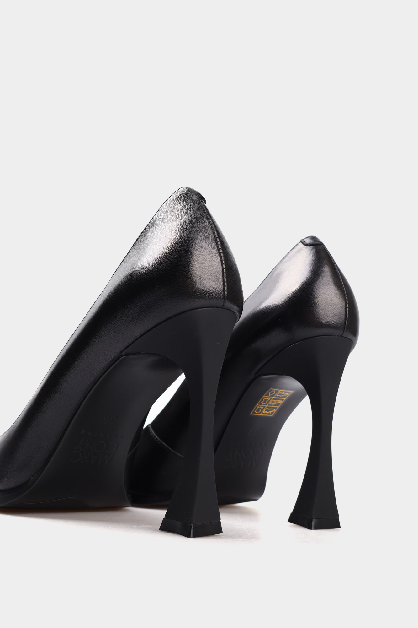 4222-569-61 Лодочки Marc Cony Черный