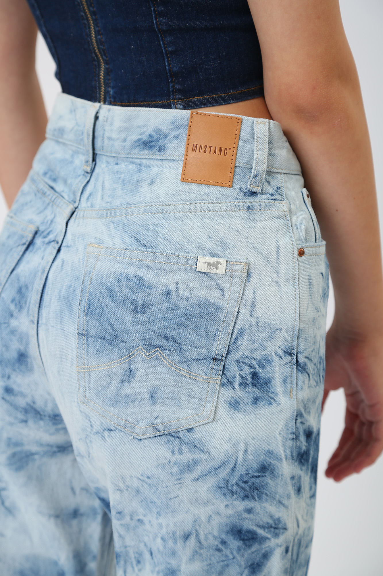 1013872-5000 брюки джинсовые mustang 