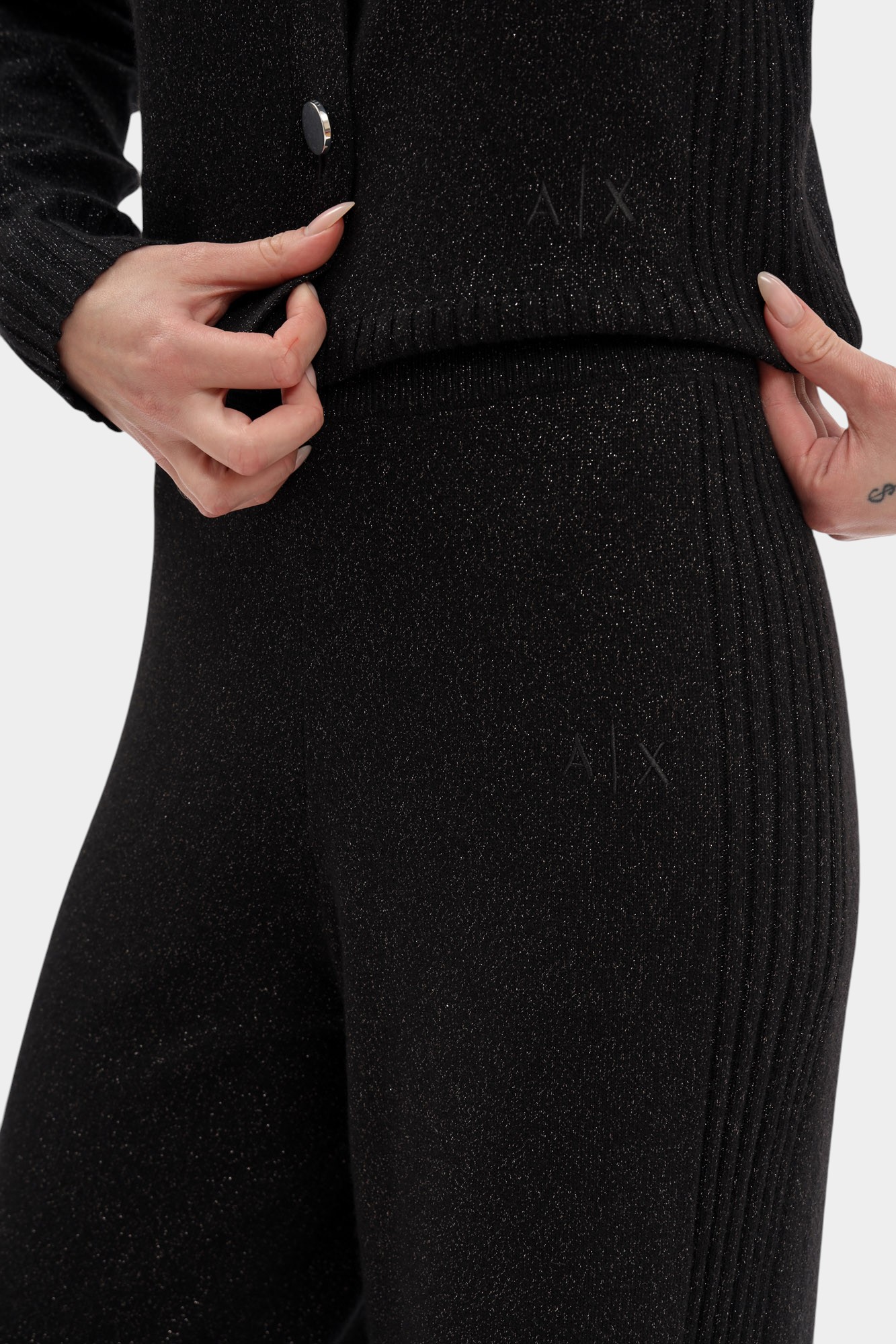 XW001165_AF16181 брюки armani exchange 