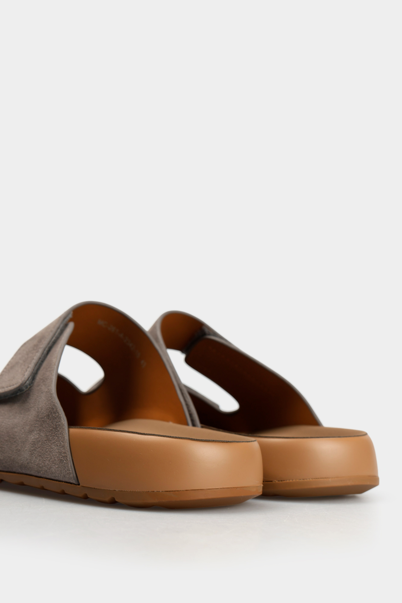 МС-261-A-23 Шлепки Marc Cony Серый