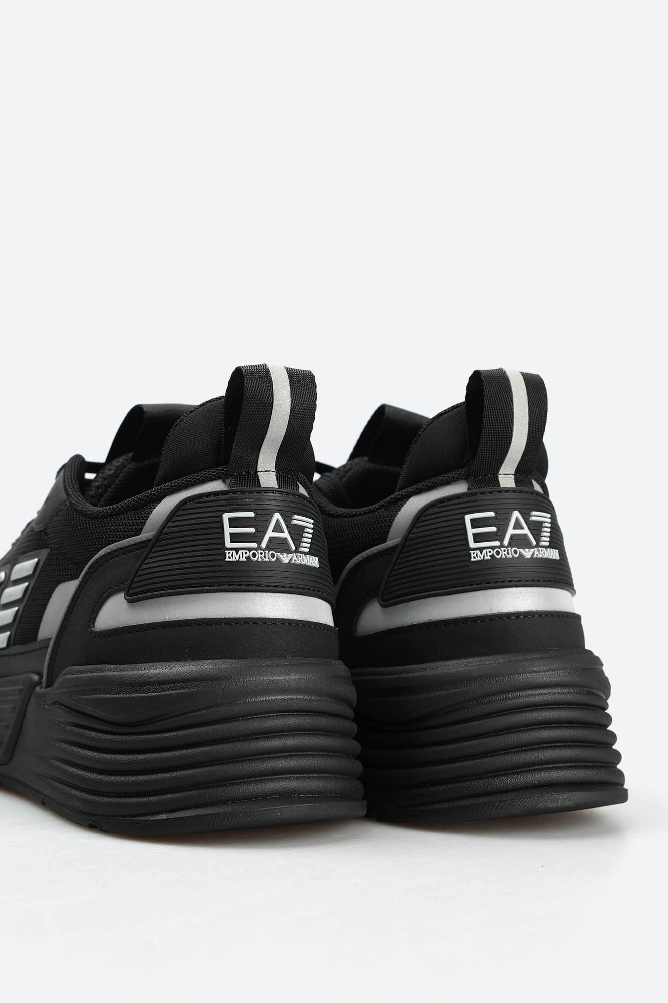 X8X070_XK165 Кроссовки EA7 Черный