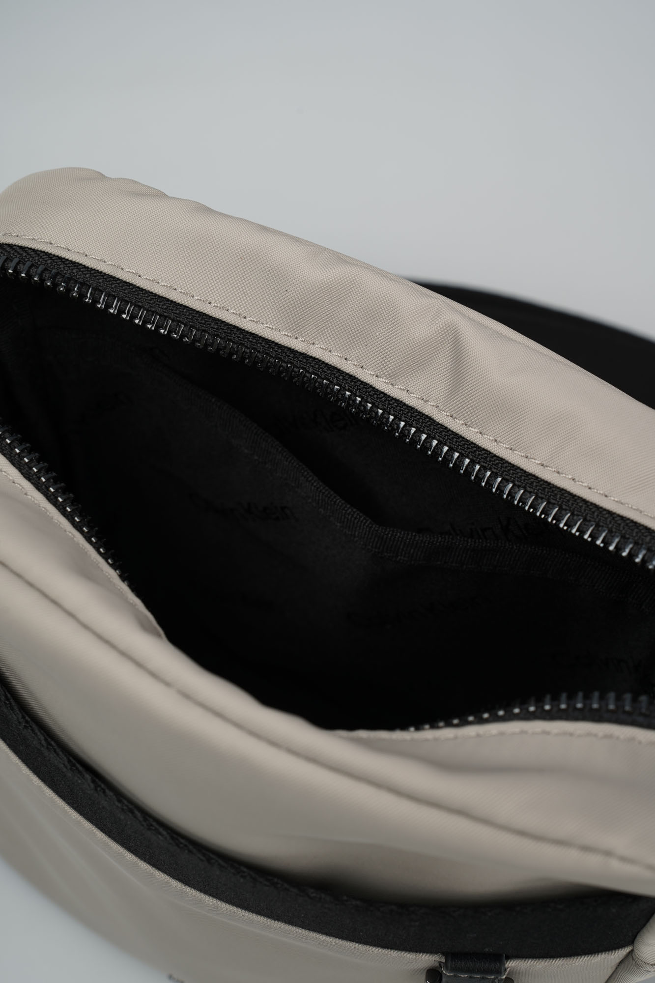 K50K512770 Сумка Calvin Klein Jeans Черный