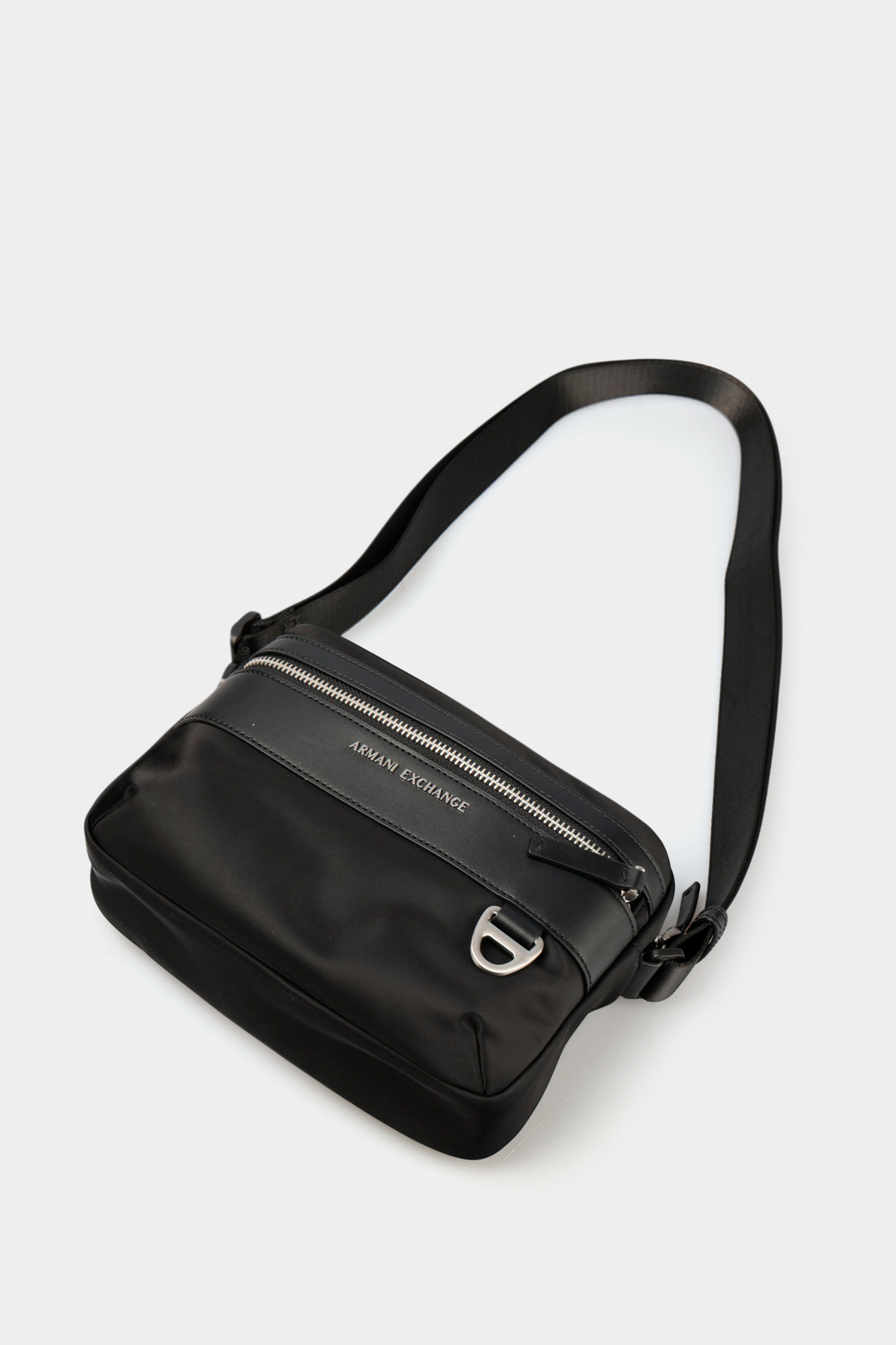 XM002535_AF22538 Сумка Armani Exchange Черный